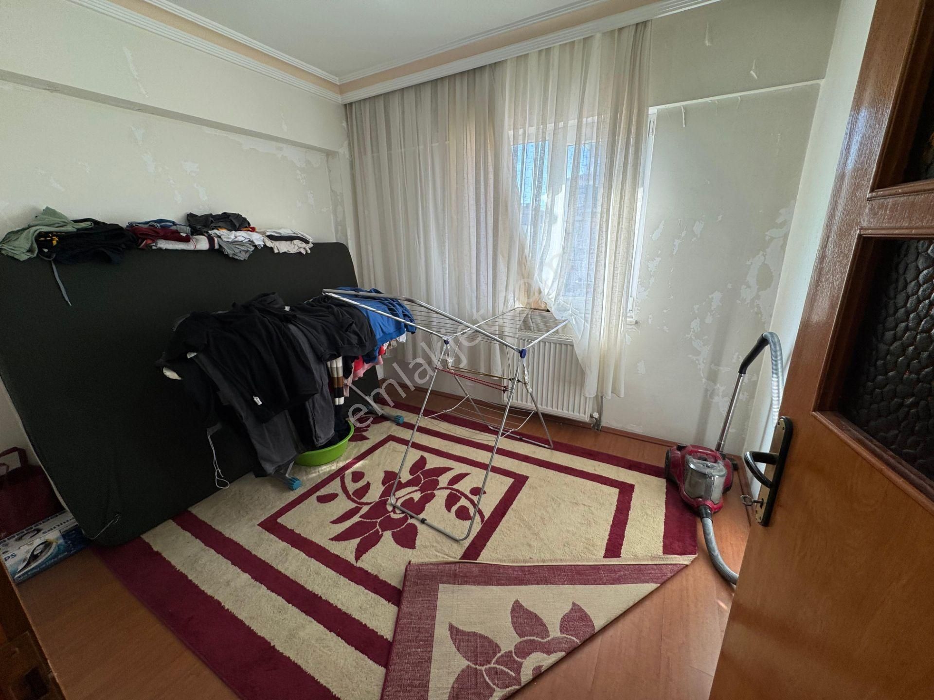 Es-astan Selçuklu Mahallesinde Cadde Üzerinde Ara Katta Geniş Metrekareli Daire - Görsel 20