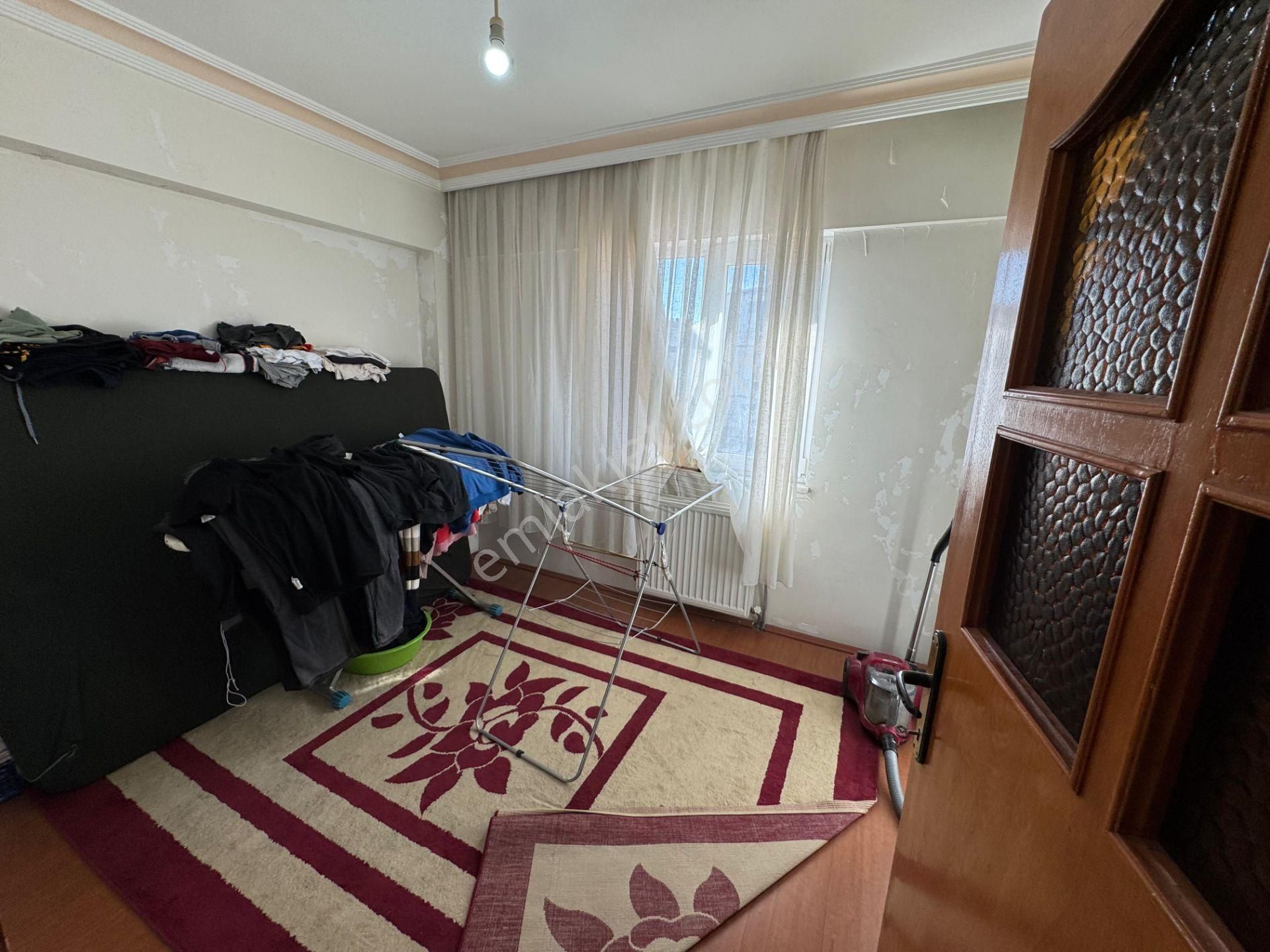 Es-astan Selçuklu Mahallesinde Cadde Üzerinde Ara Katta Geniş Metrekareli Daire - Görsel 18