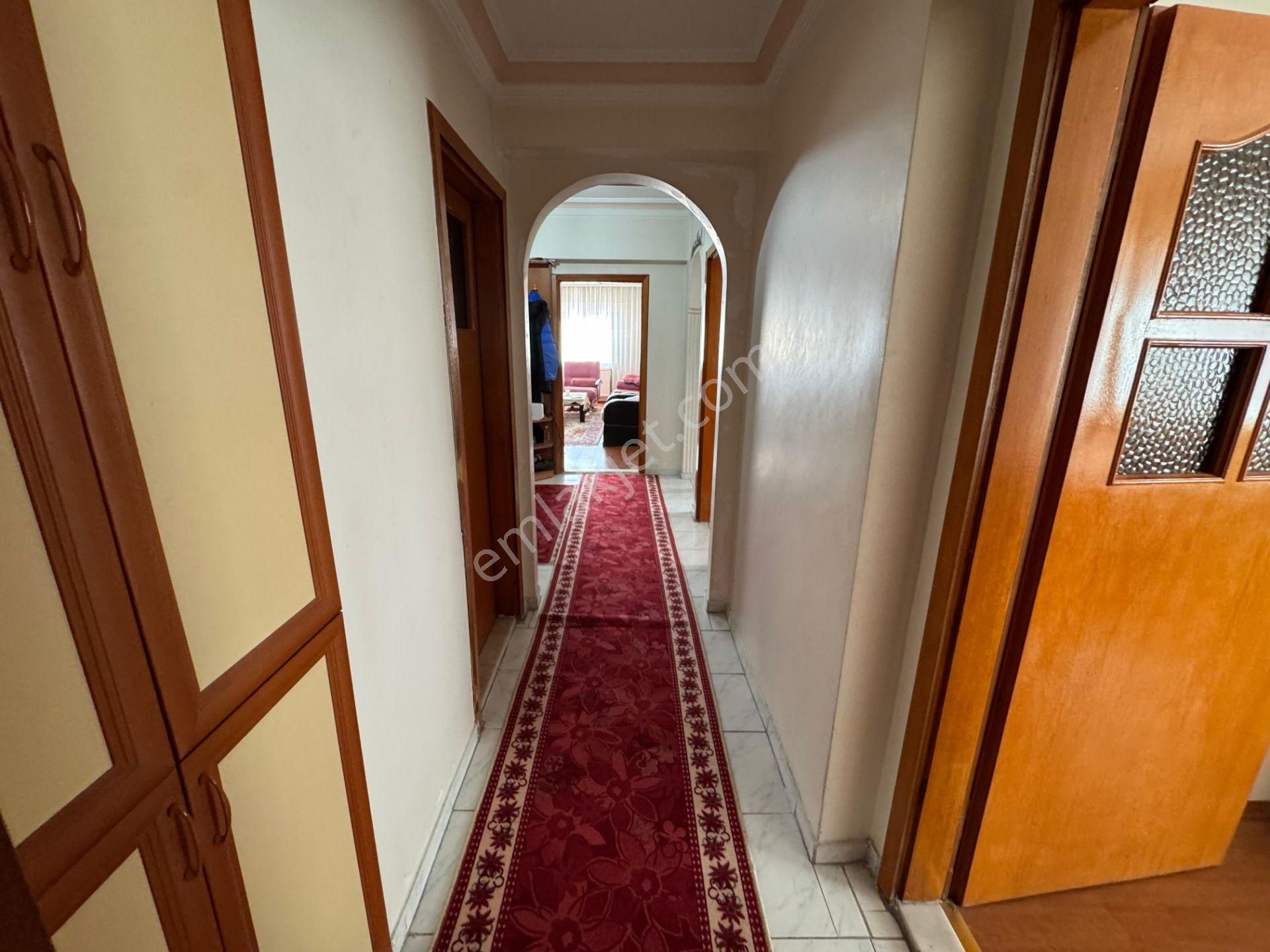 Es-astan Selçuklu Mahallesinde Cadde Üzerinde Ara Katta Geniş Metrekareli Daire - Görsel 28