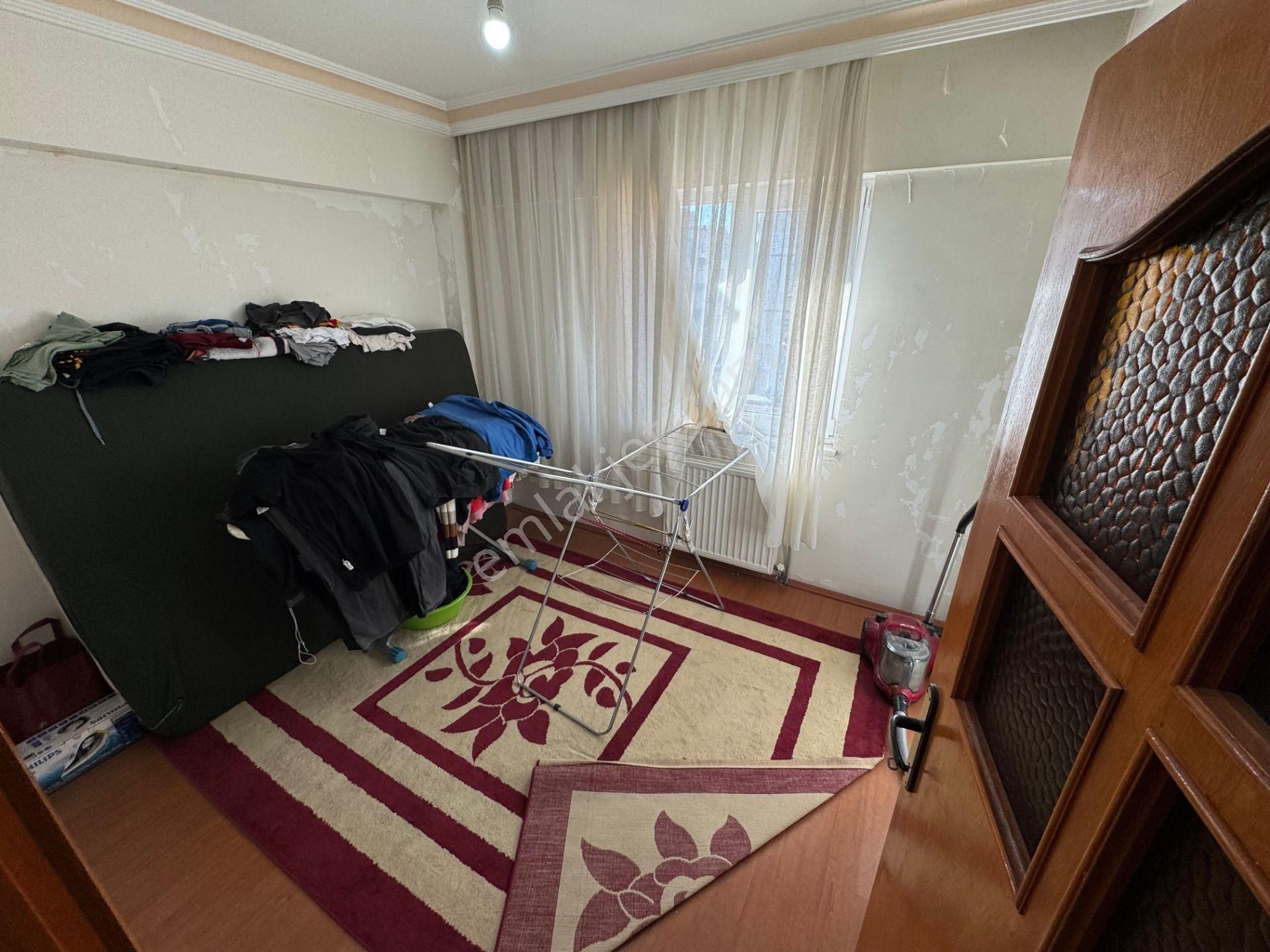 Es-astan Selçuklu Mahallesinde Cadde Üzerinde Ara Katta Geniş Metrekareli Daire - Görsel 17