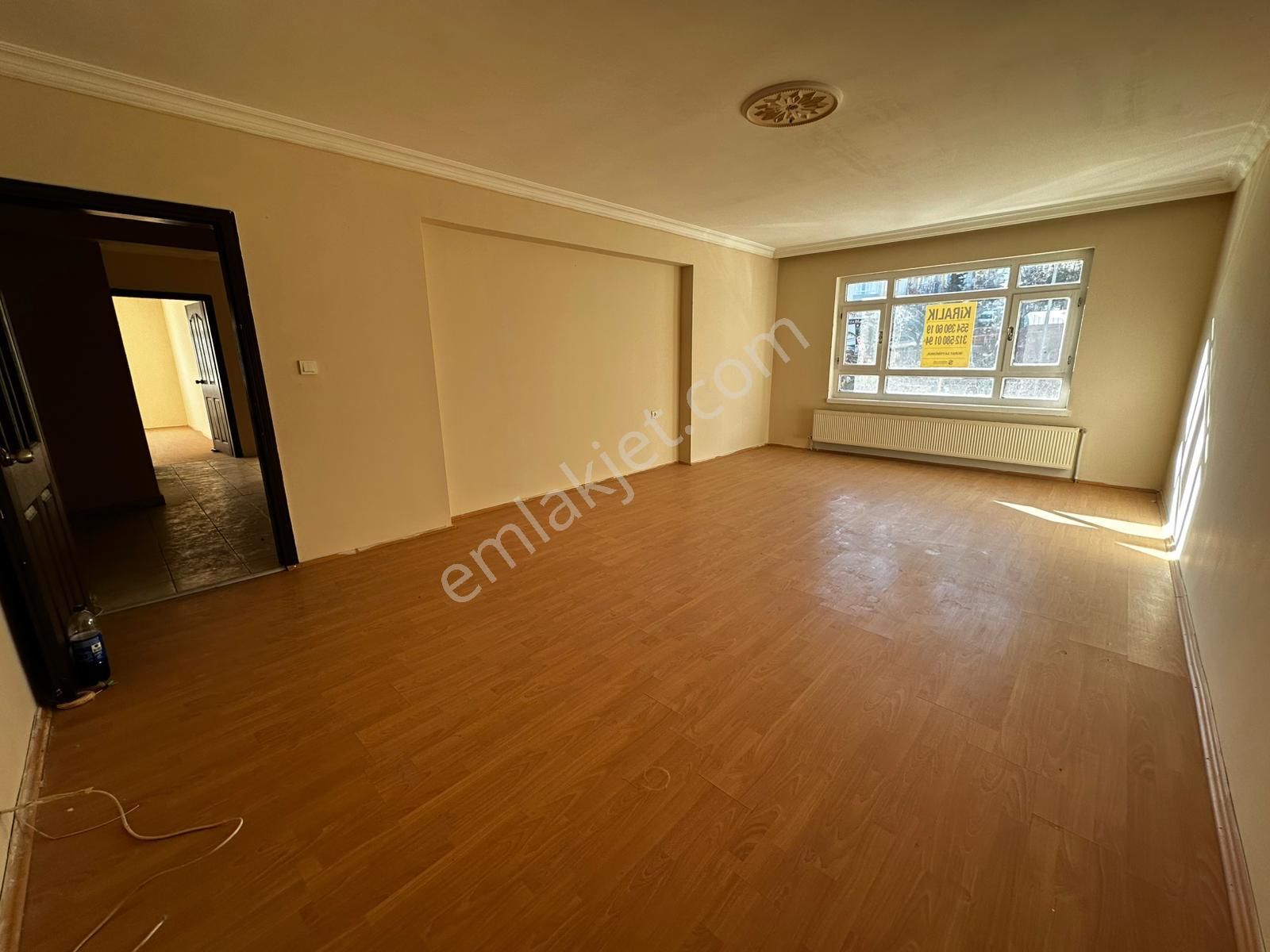 Osmangazi Cadde Dibi 3+1 135m2 21000 Tl - Görsel 23