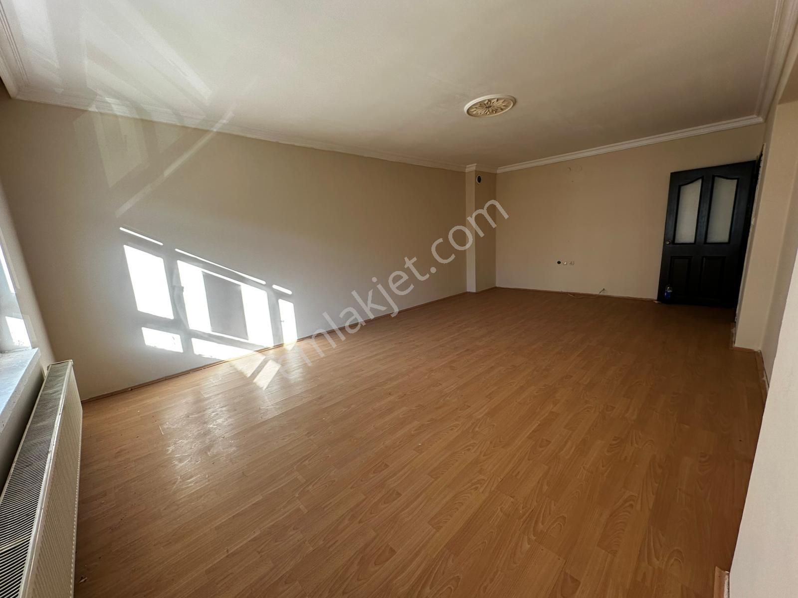 Osmangazi Cadde Dibi 3+1 135m2 21000 Tl - Görsel 19