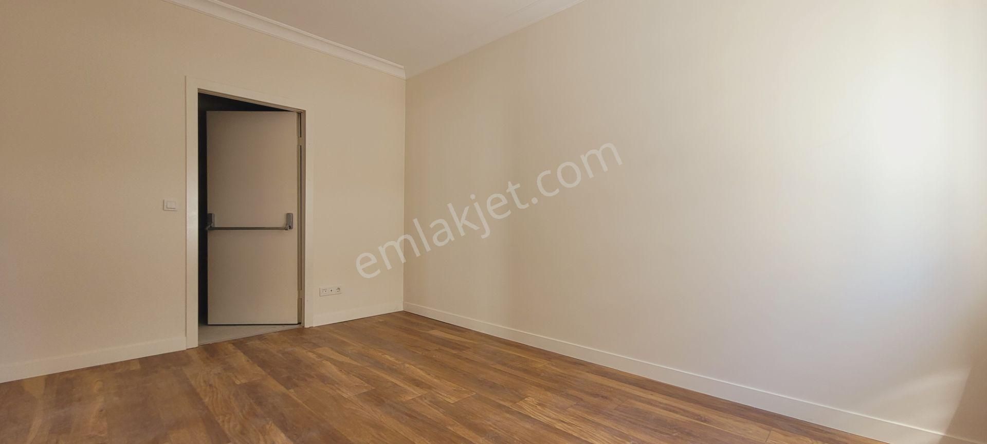 Kozyatağı 3 Yaş 3+1 Kira Senelik İstenmekte Aylık Kabul Edilmiyor - Görsel 7