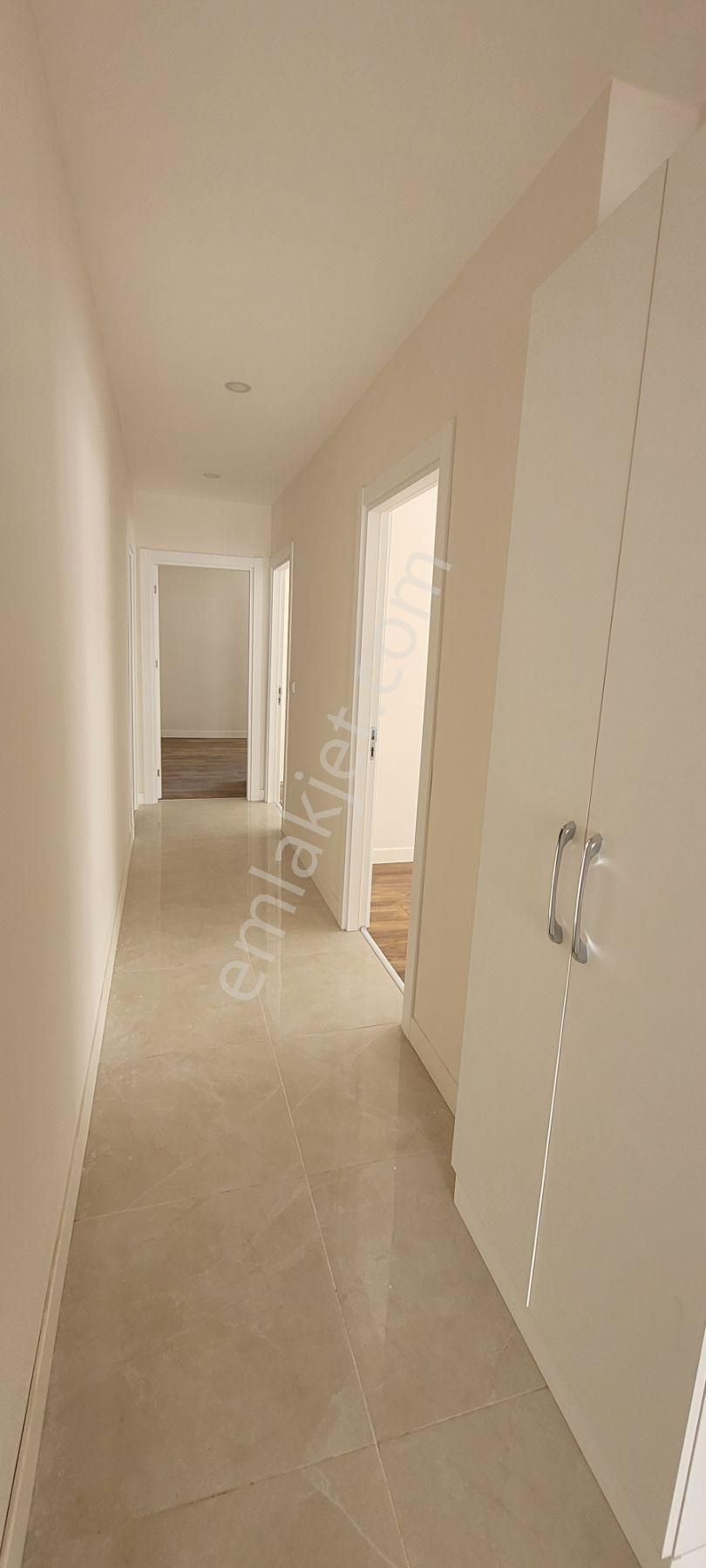 Kozyatağı 3 Yaş 3+1 Kira Senelik İstenmekte Aylık Kabul Edilmiyor - Görsel 15