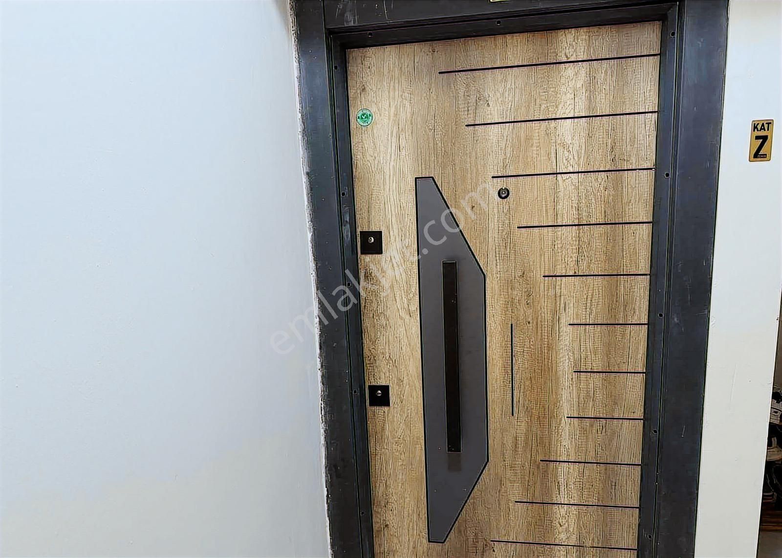 Bayraklı Soğukkuyu'da Merkezi Konumda Eşyalı Kiralık 1+1 Daire - Görsel 10