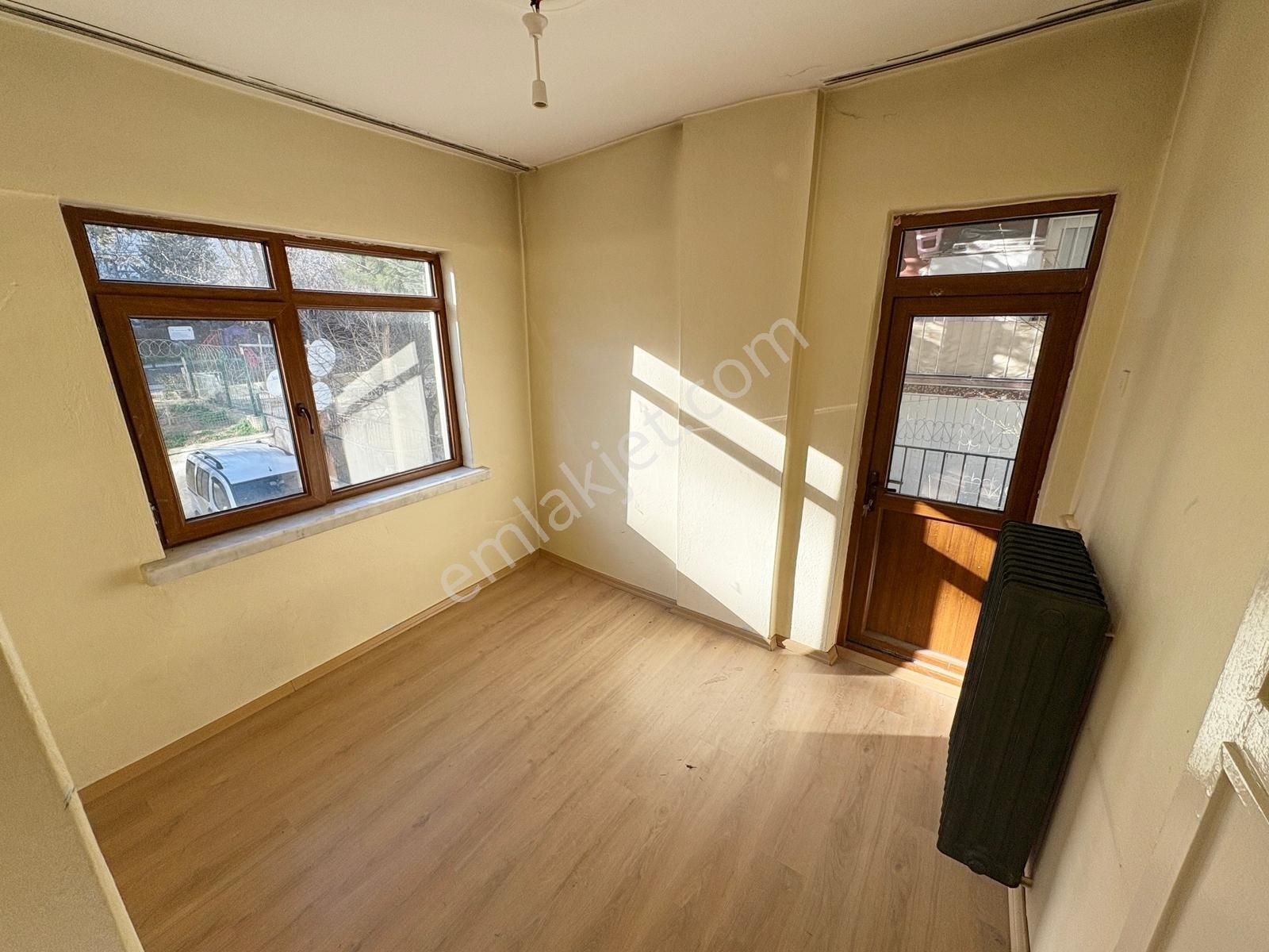 3+1 Y.giriş Kat Konumunda Yatırıma Ve Krediye Uygun Fırsat Daire - Görsel 3