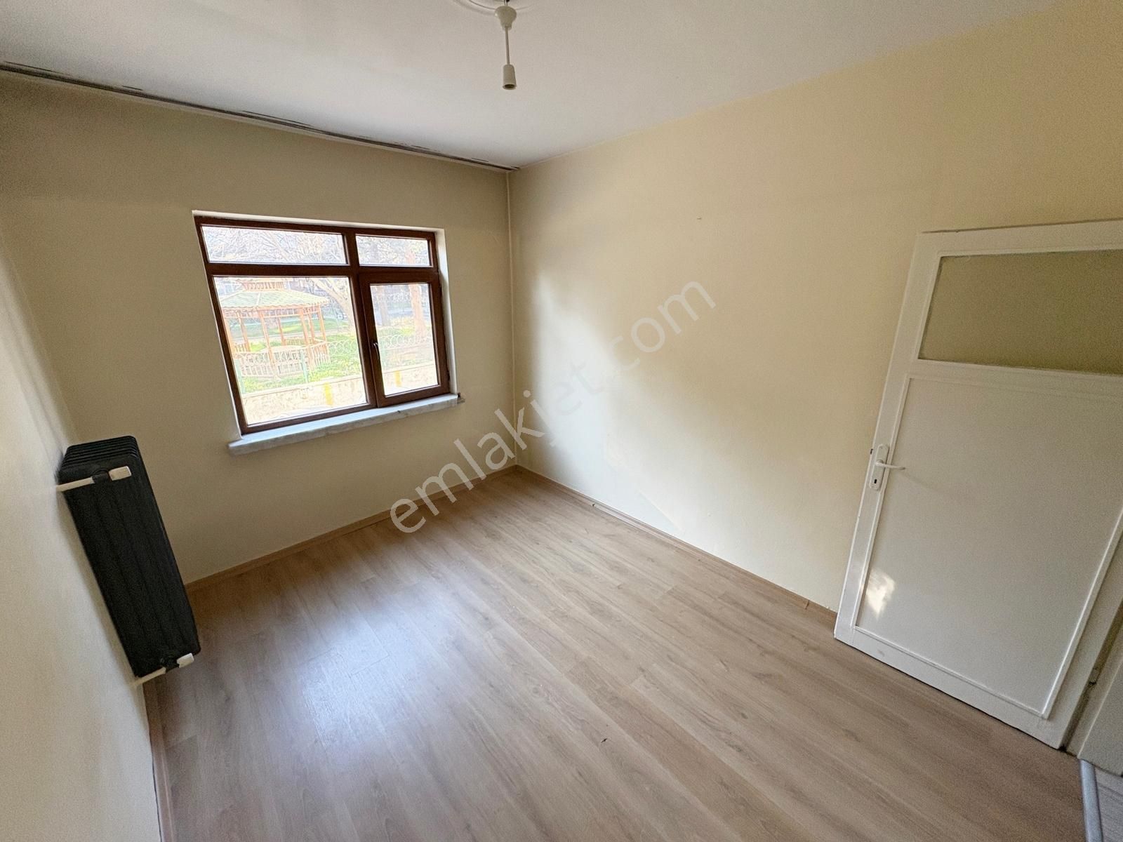 3+1 Y.giriş Kat Konumunda Yatırıma Ve Krediye Uygun Fırsat Daire - Görsel 18