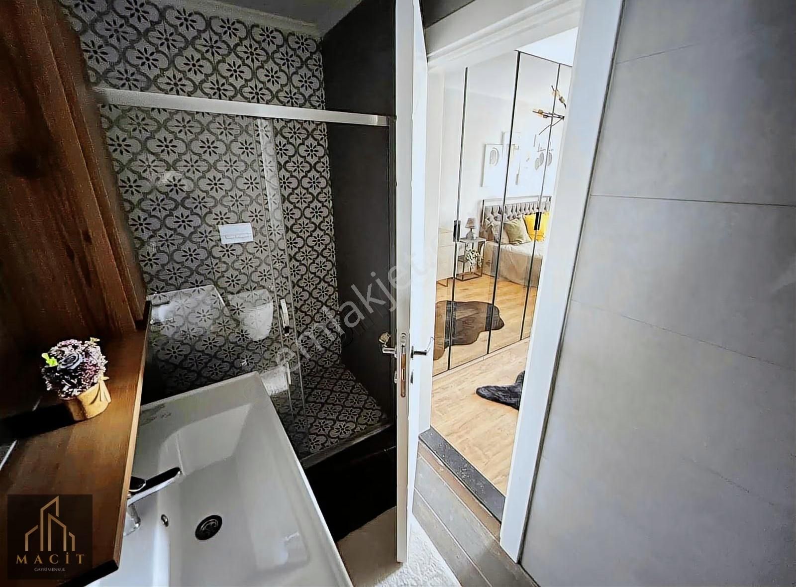 Macit'den Balkan Mah.vadi Life Sitesinde 3+1 Eşyasız Daire - Görsel 4