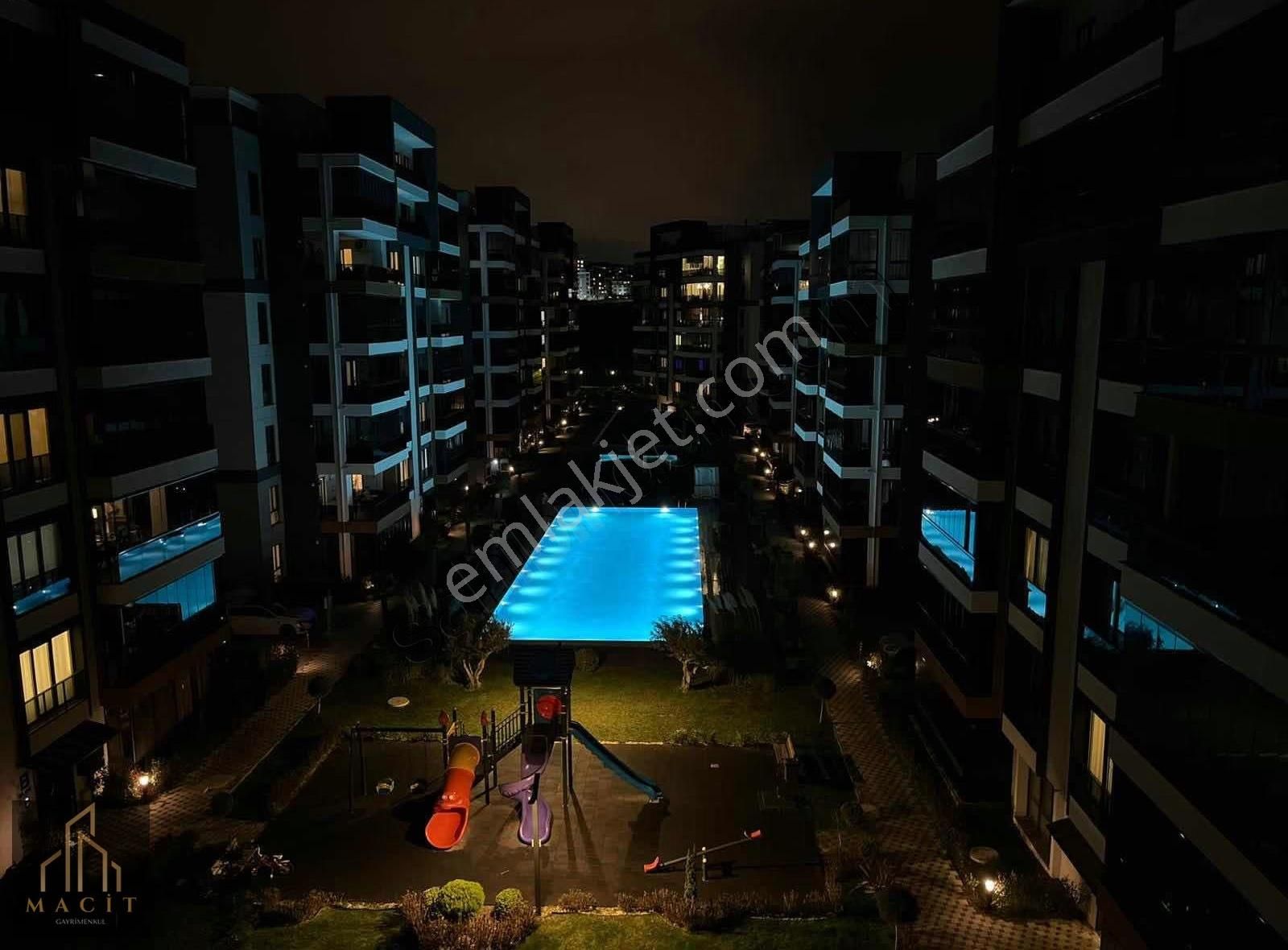 Macit'den Balkan Mah.vadi Life Sitesinde 3+1 Eşyasız Daire - Görsel 16