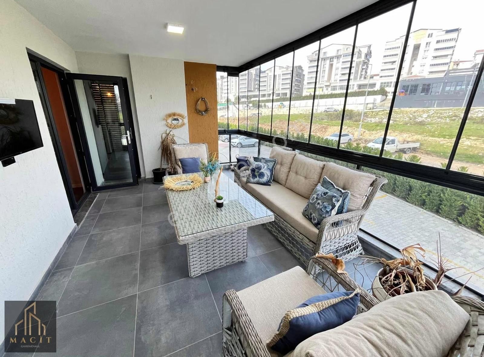 Macit'den Balkan Mah.vadi Life Sitesinde 3+1 Eşyasız Daire - Görsel 24