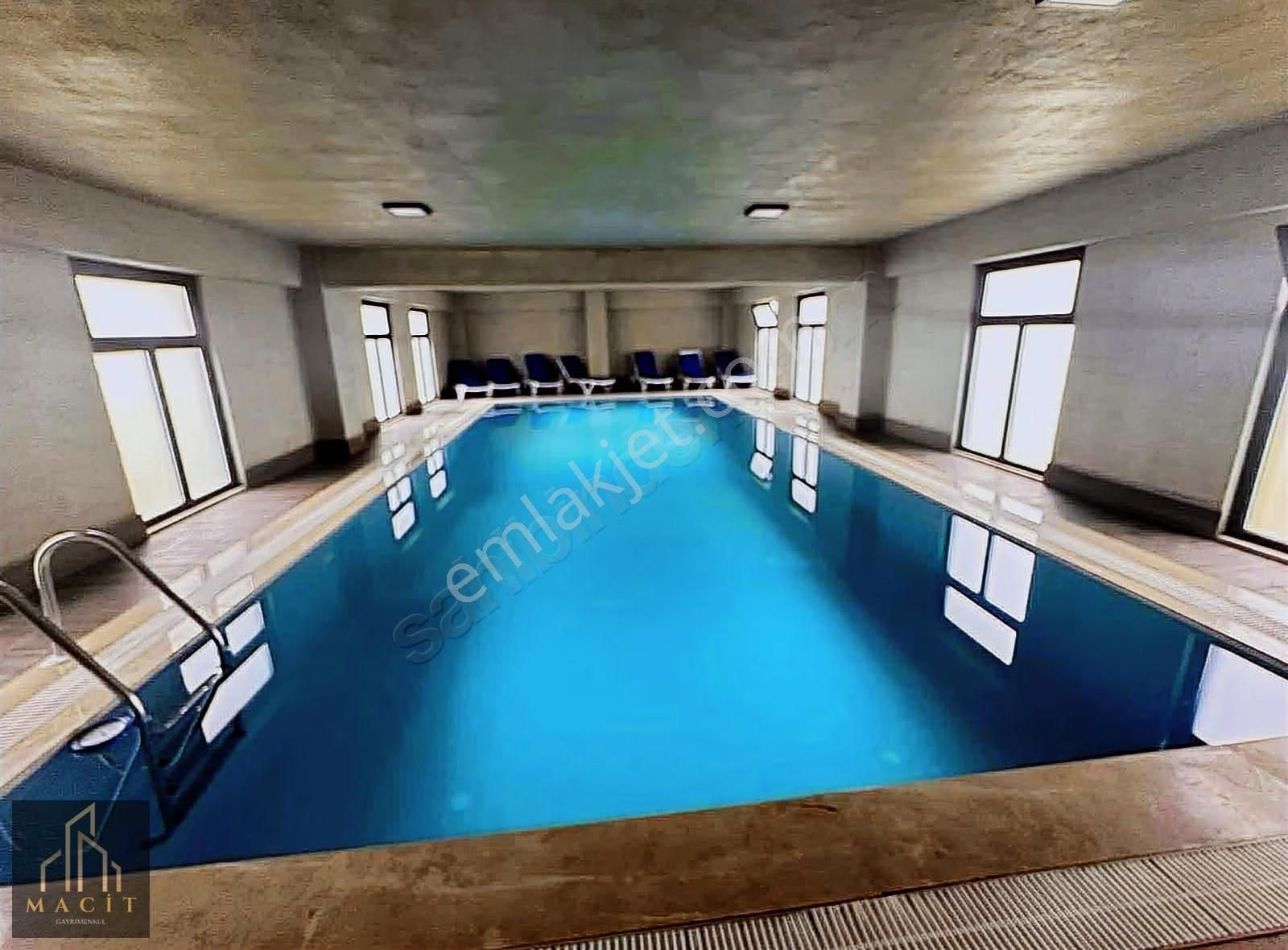 Macit'den Balkan Mah.vadi Life Sitesinde 3+1 Eşyasız Daire - Görsel 20