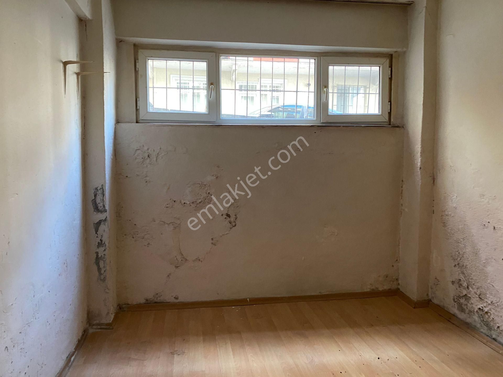 Avrupa Emlak Tan Menderes Mh 60m²1+1 Yarım Bodrum,doğalgazsız,sobalı,menderes Metroya Yakın(bekara) - Görsel 4