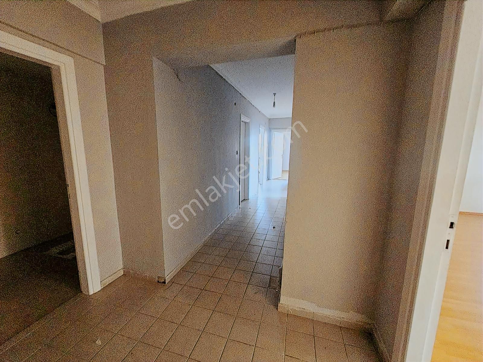 Beykent Metrobüs Durağına Yakın Kiralık 3+1 Daire - Görsel 28