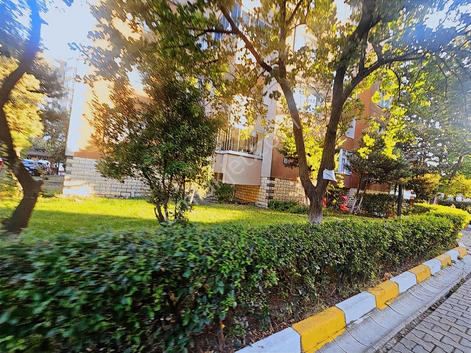 Beykent Metrobüs Durağına Yakın Kiralık 3+1 Daire - Görsel 4