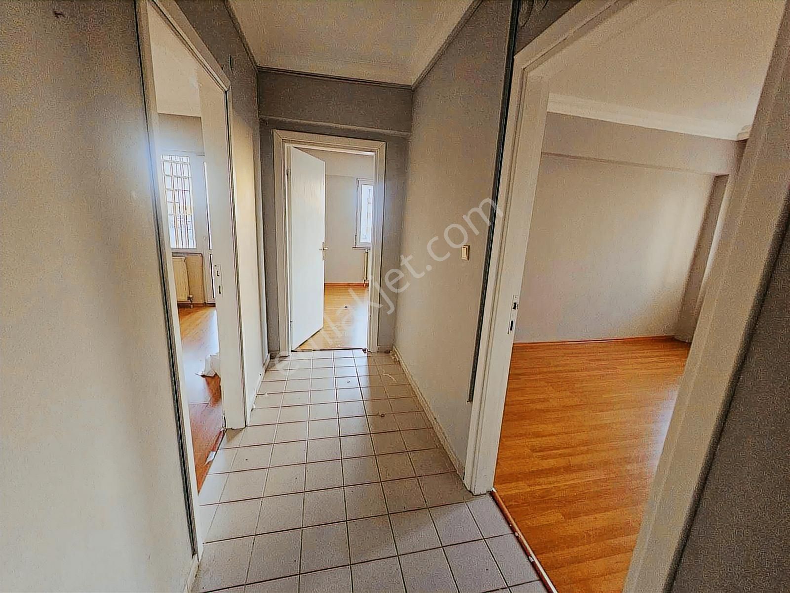 Beykent Metrobüs Durağına Yakın Kiralık 3+1 Daire - Görsel 11