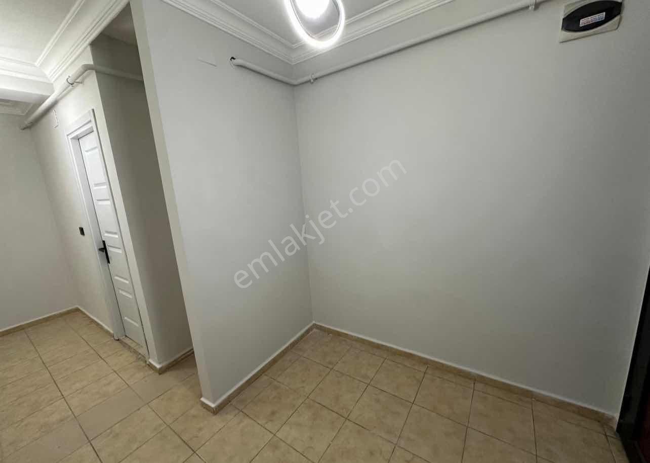 Mavibulvar'da Doğalgazlı İskanlı Geniş 3+1 K.mutfak Ç.banyo - Görsel 14