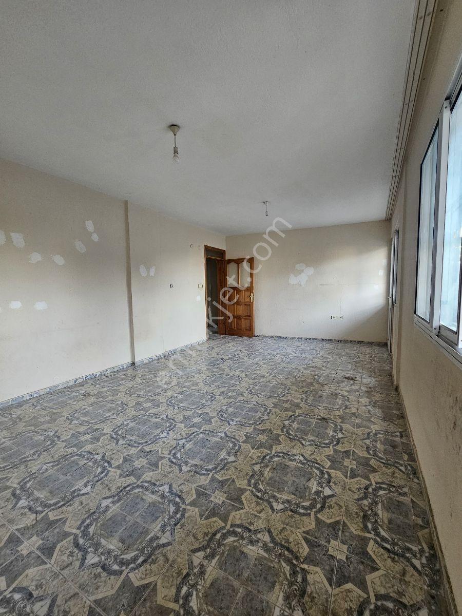 Mühendis Emlak'tan Karabağlar Merkez Bakımlı Temiz 120 M2 Daire. - Görsel 16