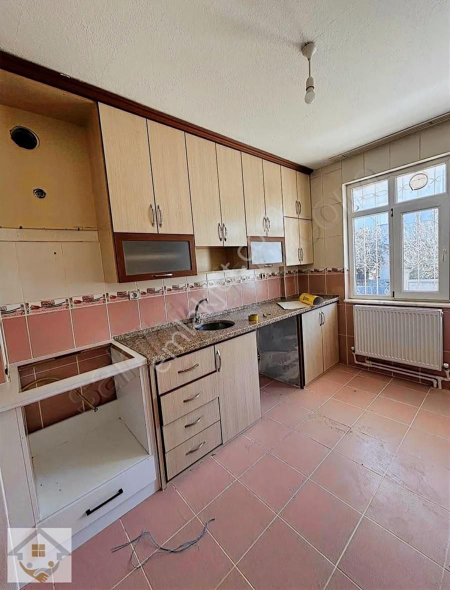 Meydan Mahallesi Satılık Müstakil Ev Ve Arsası - Görsel 9