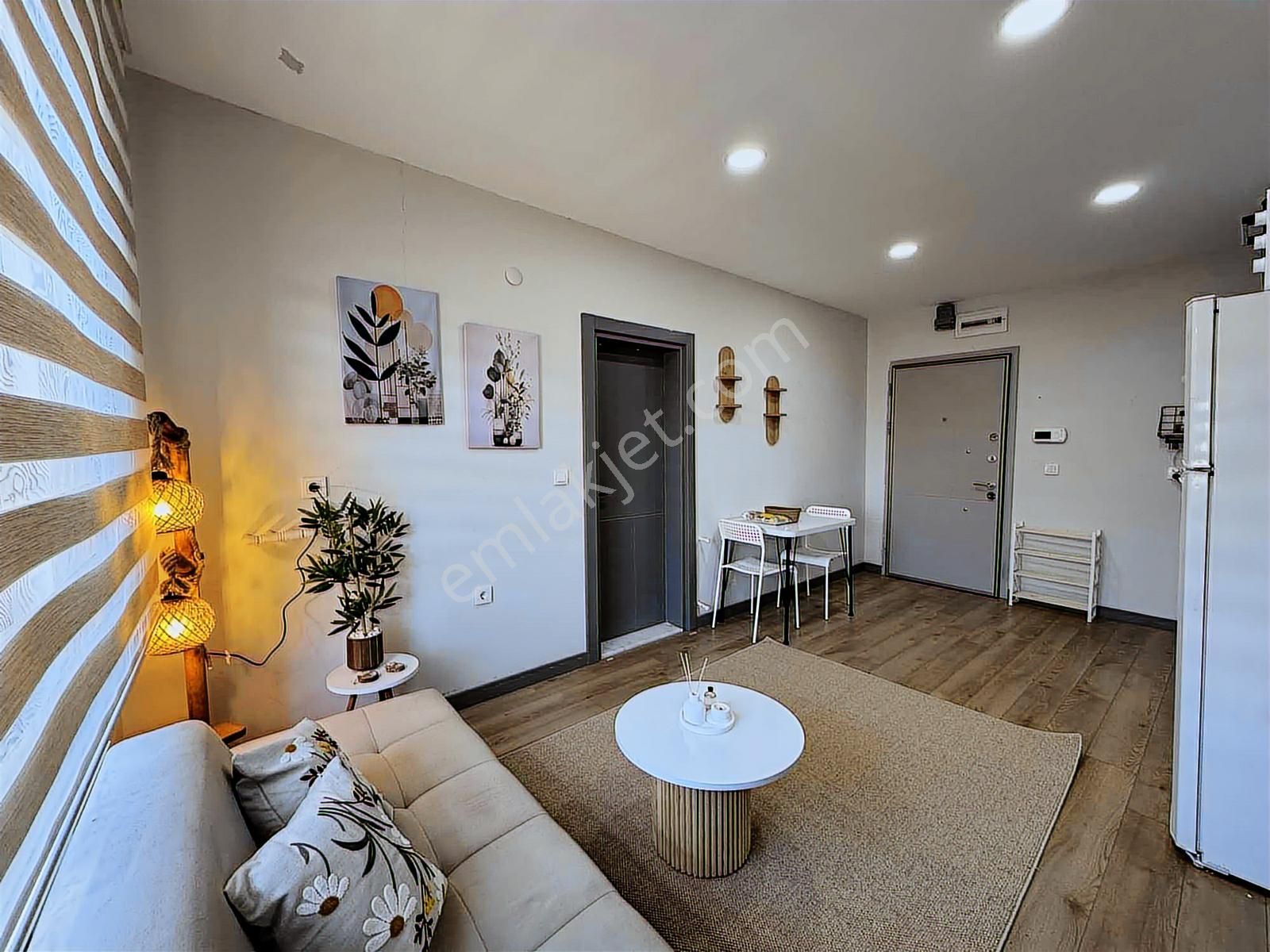 Erasta Avm Karşısı, Tramvaya Yürüme Mesafinde Eşyalı Temiz 1+1 - Görsel 13