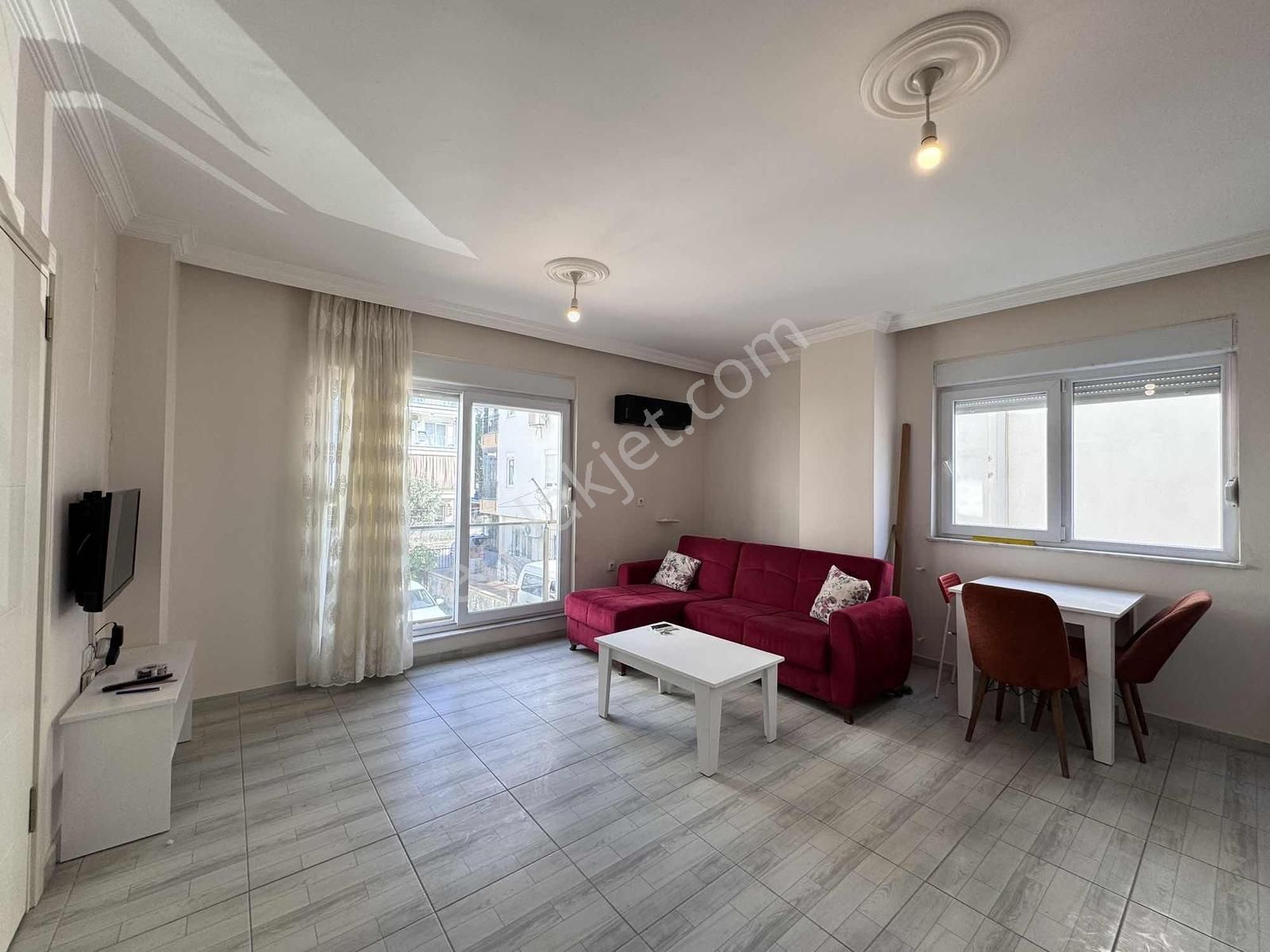 Erasta Avm Karşısı, Tramvaya Yürüme Mesafinde Eşyalı Temiz 1+1 - Görsel 7