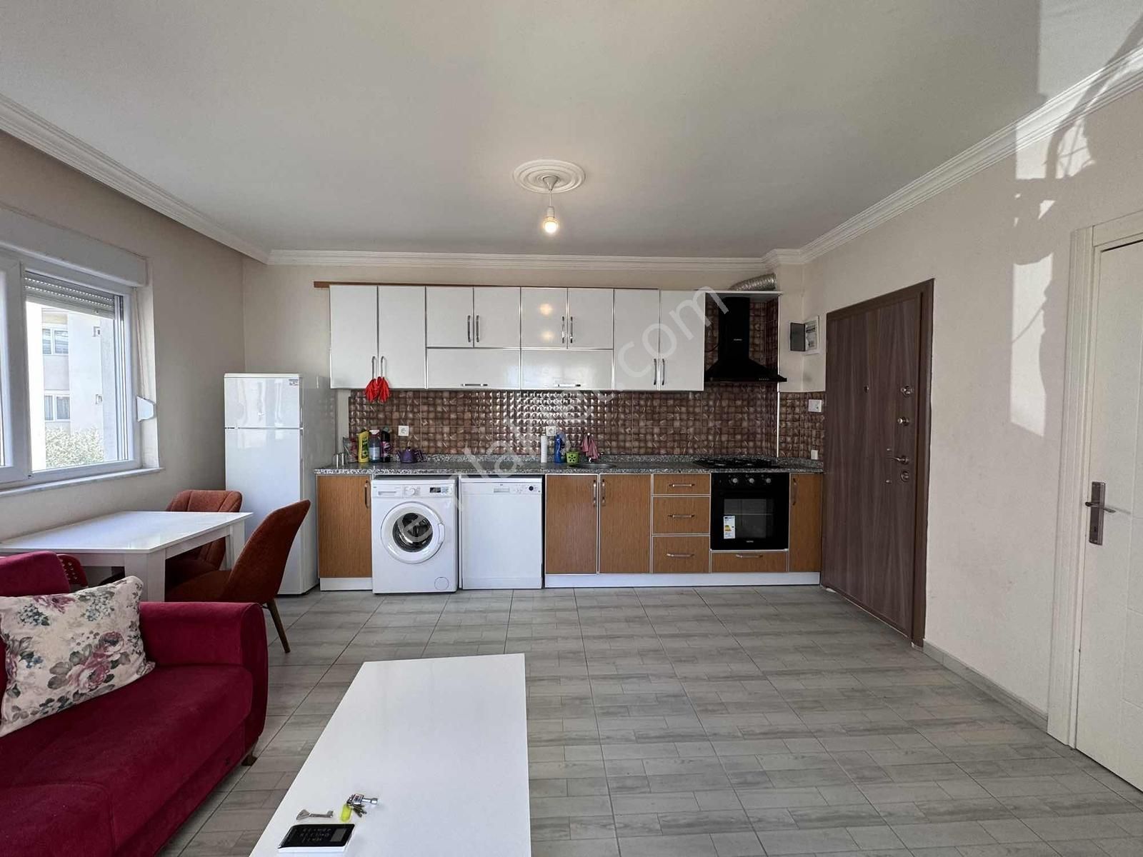 Erasta Avm Karşısı, Tramvaya Yürüme Mesafinde Eşyalı Temiz 1+1 - Görsel 9