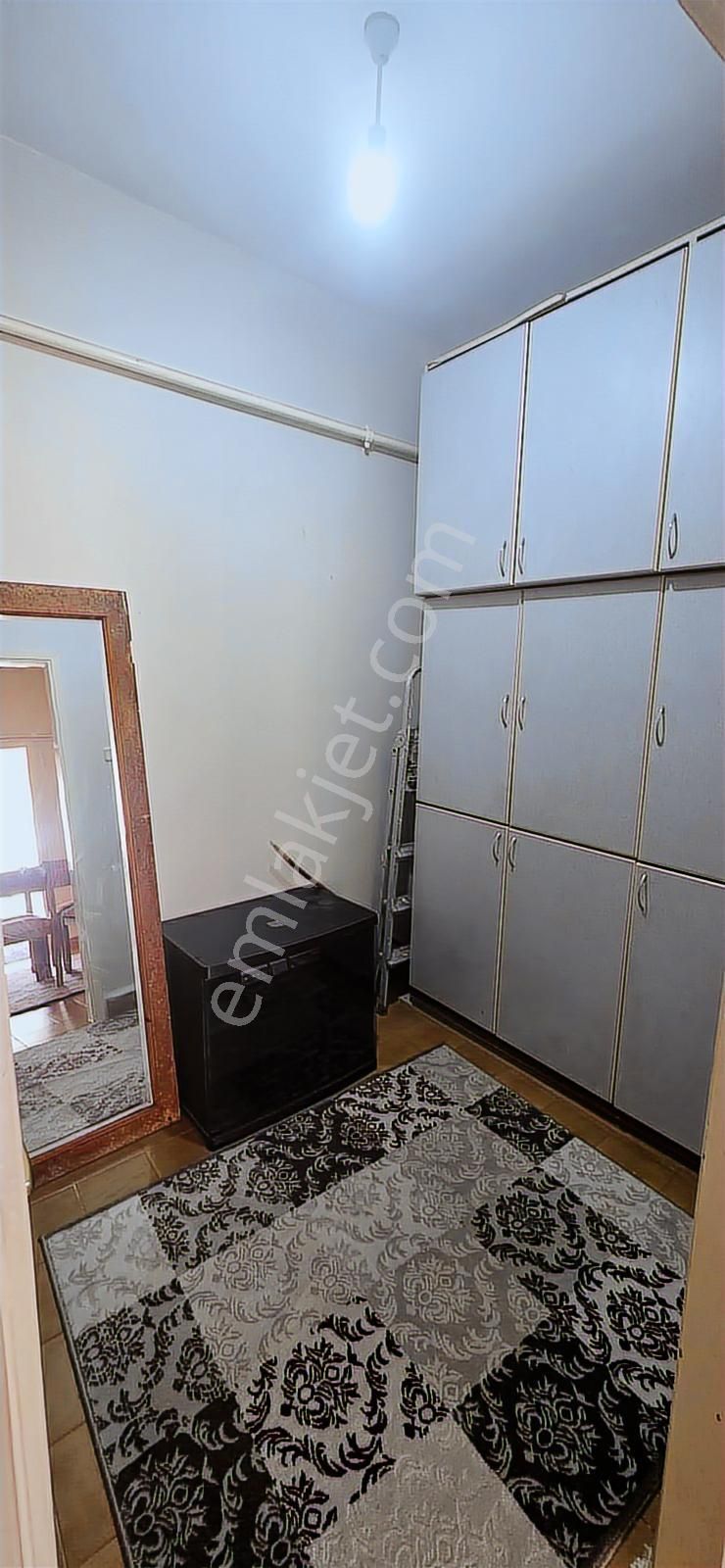 Fevziçakmak Mah. Kiralık 2+1 Eşyalı Merkezi Konumda - Görsel 15