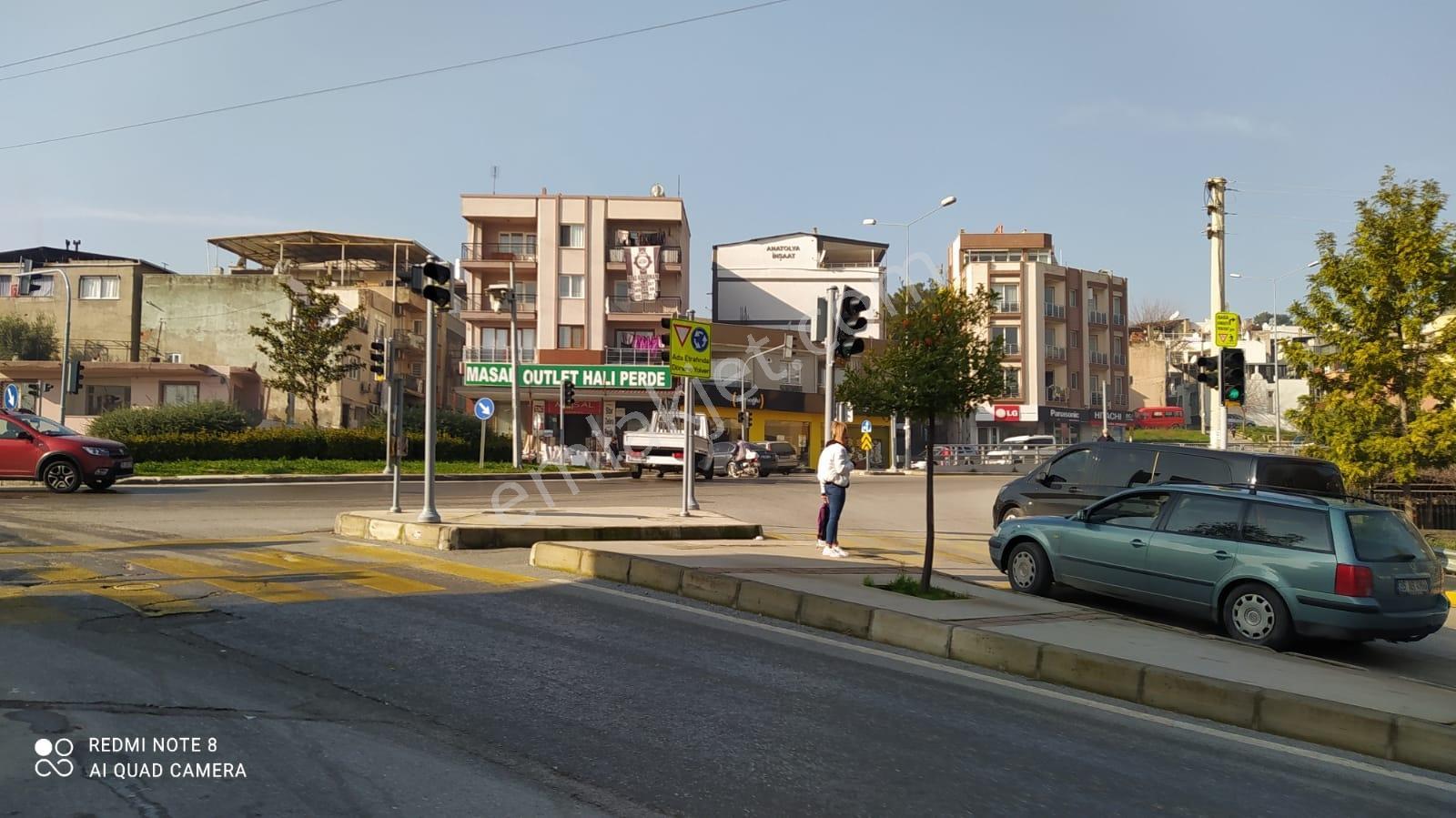 Mühendis Emlak'tan Karabağlar Eserkent'te Merkezde 25 M2 Dükkan - Görsel 4