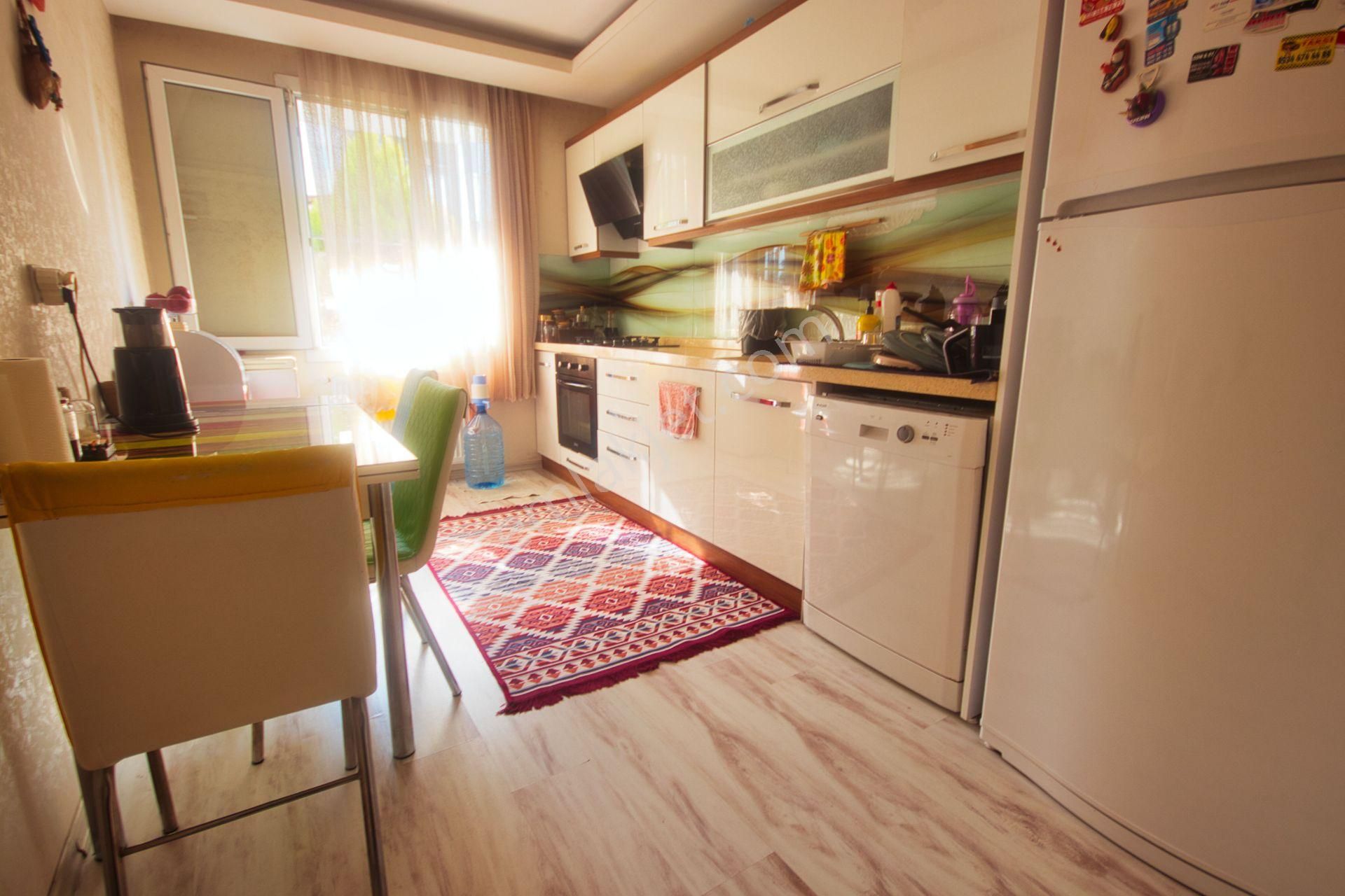 🛑🛑aktif'ten Akçay'da Satılık Cam Balkonlu Ön Cephe Ayrı Mutfaklı 2+1 Geniş Daire - Görsel 8