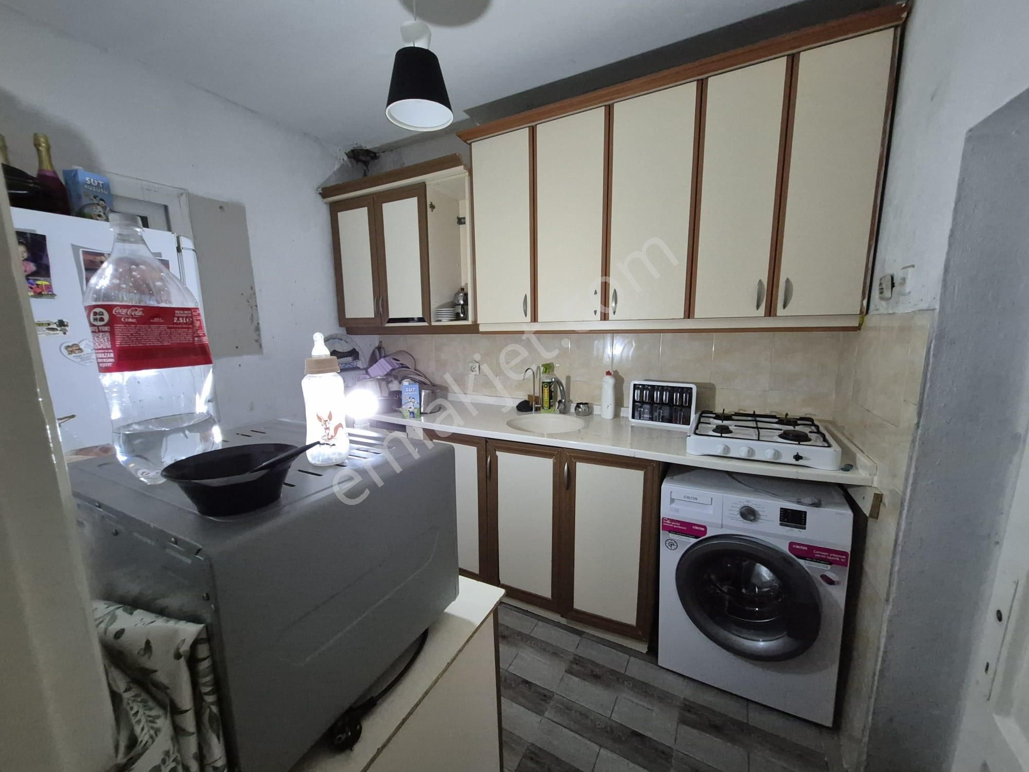 İzmir Konak Gürçeşme,iğdelidurak.üst Sokağında//teraslı,89m2/2katlı Müstakil Ev - Görsel 11