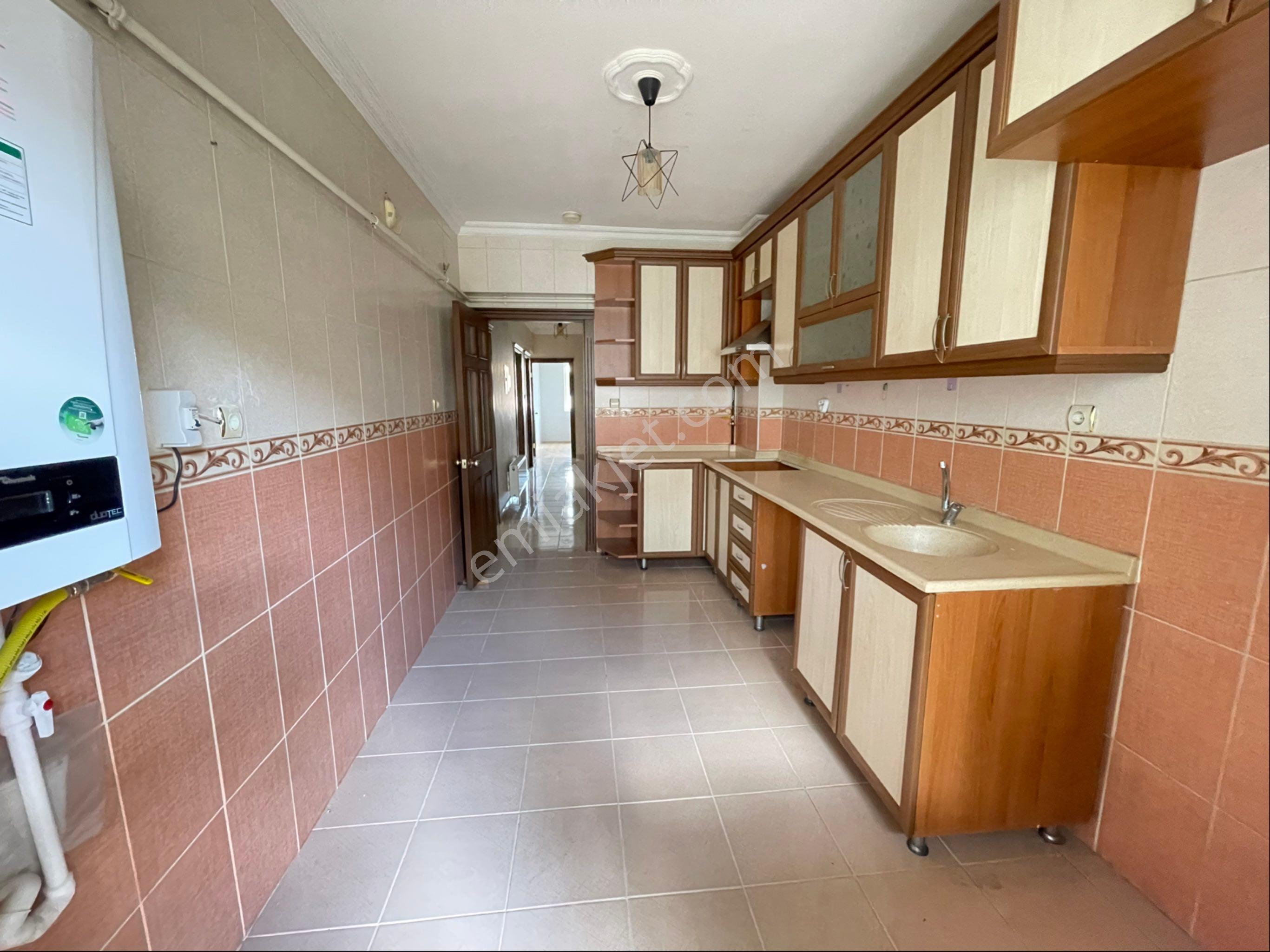 Keçiören Uyanışta Ara Katta Acill Metroya Yürüme Mesafesinde Yapılı Asansörlü 3+1 Kiralık - Görsel 8