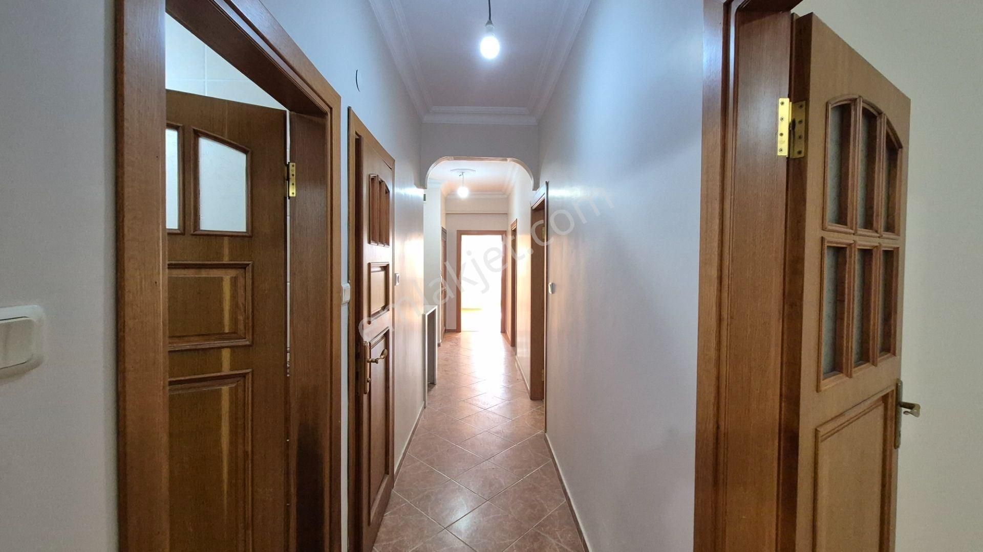 Üsküdar Kısıklı Çamlıca Giriş 3+1 Kiralık Daire Enta Emlak - Görsel 26