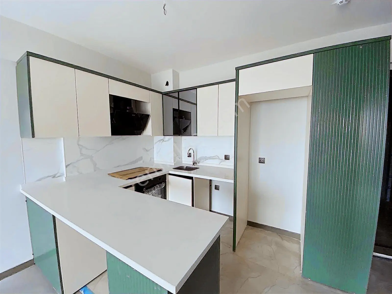 Cumhuriyet Mh Göl Manzaralı 1+1 Kiralık Daire