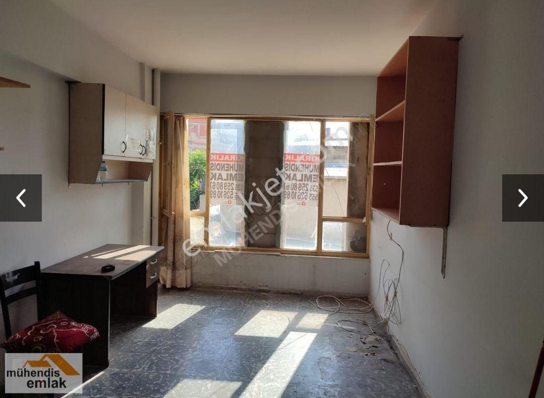 Konak Kemeraltında 25m2 Elektriği Olan Merkezi Konumda Pasaj İçi - Görsel 4