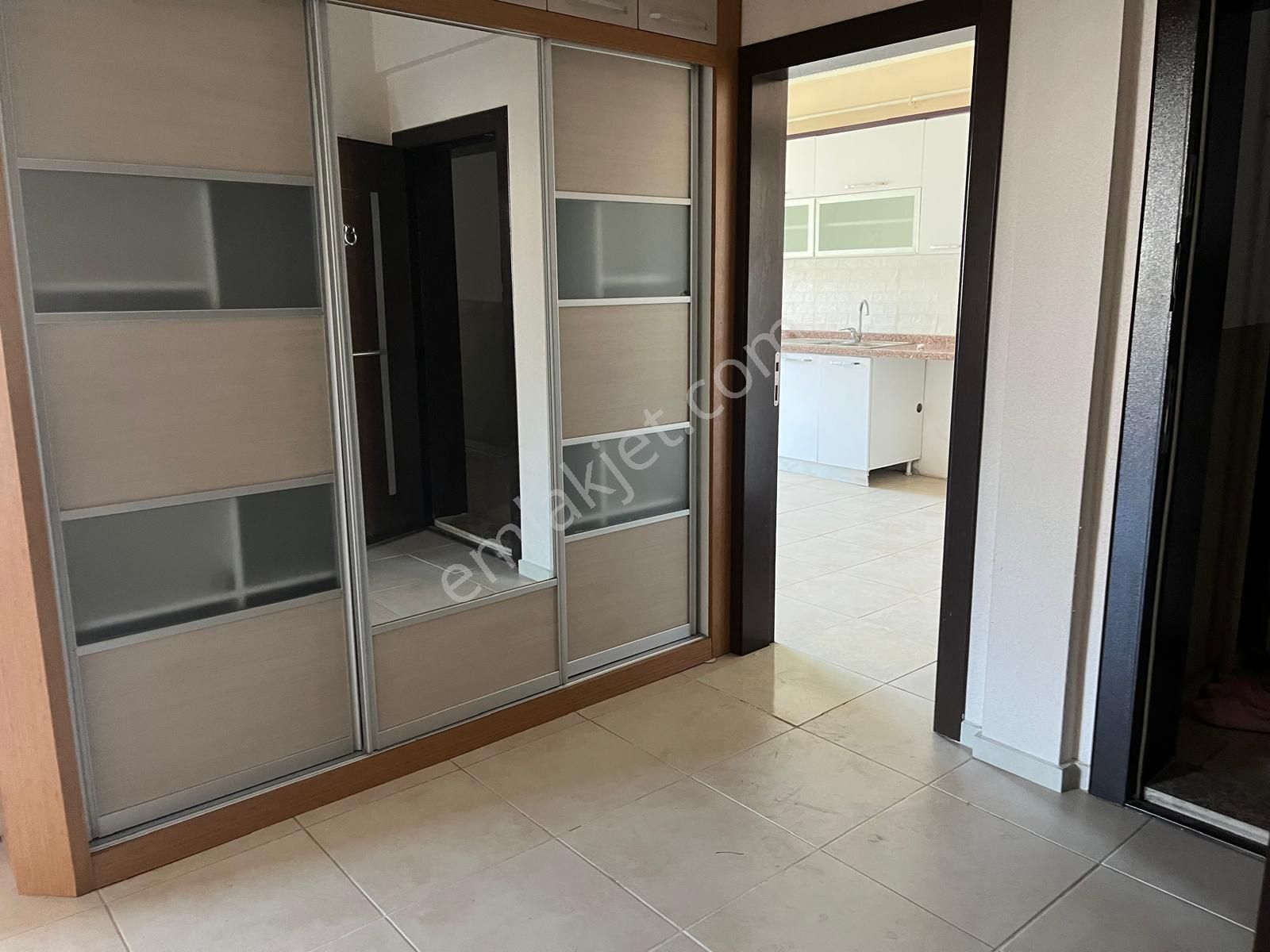 Sancak Mh Ataşehir Sitesi 3+1 Ara Kat Boş Kiralık Daire - Görsel 4