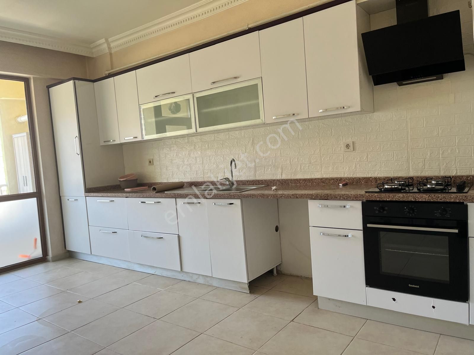 Sancak Mh Ataşehir Sitesi 3+1 Ara Kat Boş Kiralık Daire - Görsel 2