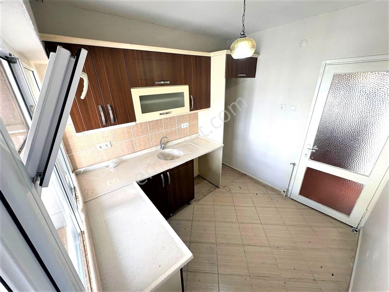 🟠🟠alfa'dan Akçay Merkezde Satılık Denize 250m Kaçmaz Fırsat Arakat Ön Cephe 3+geniş Daire - Görsel 3