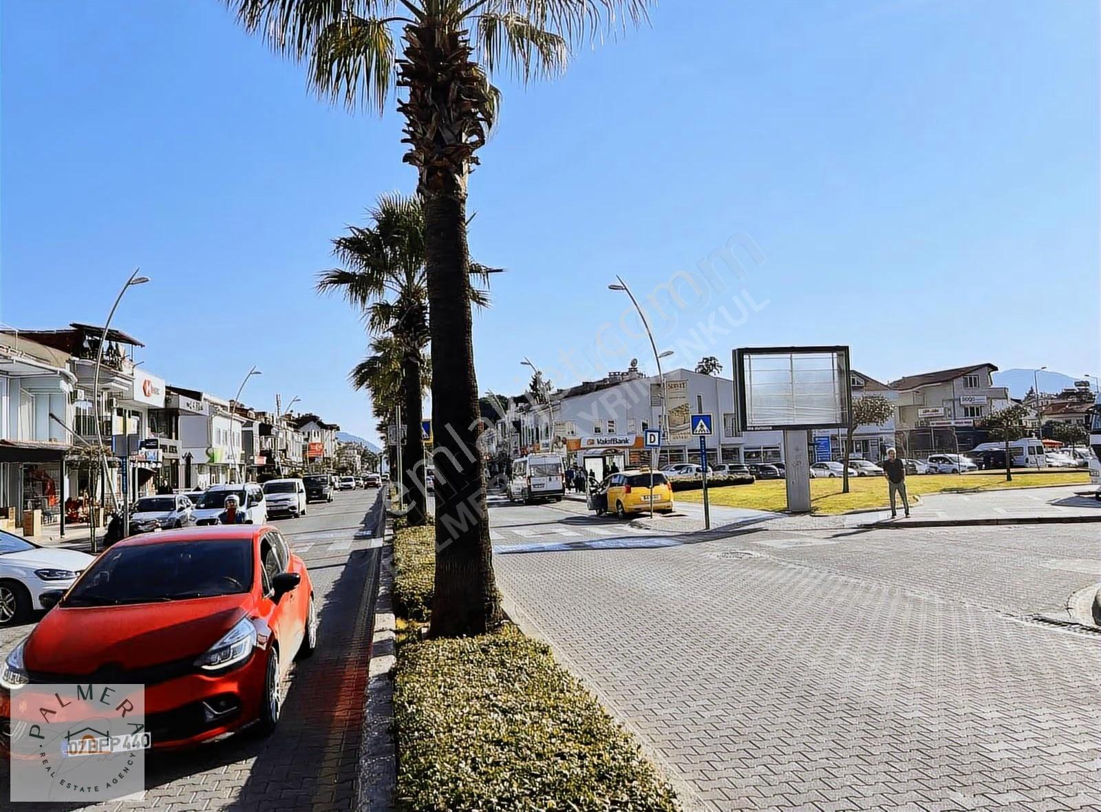 Marmaris Merkez'de İşlek Caddede Devren Kiralık Kurumsal Mağaza - Görsel 3