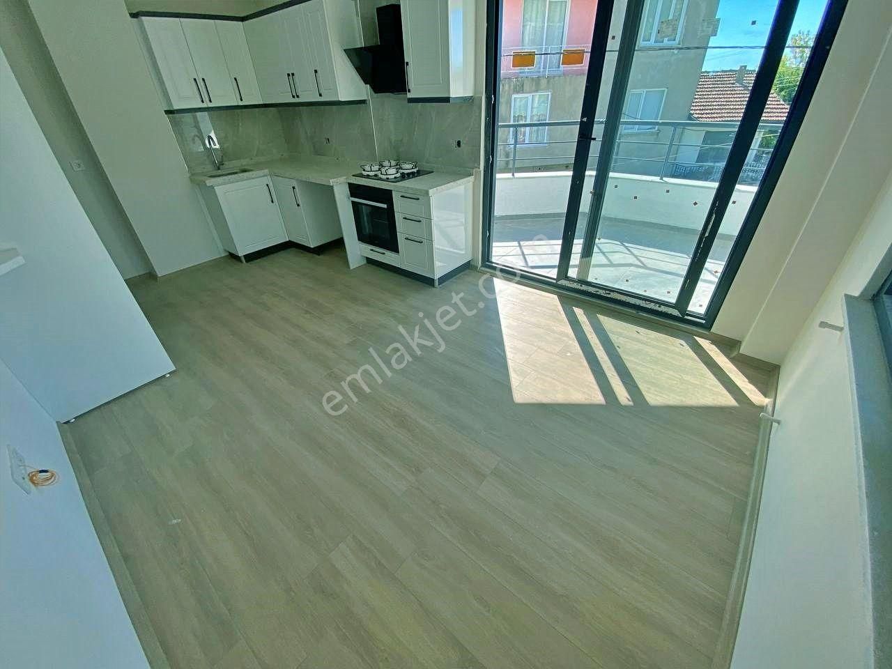 Uytundan Akçay Kızılkeçilide Ayrı Mutfaklı 2+1 Satılık Daire - Görsel 10