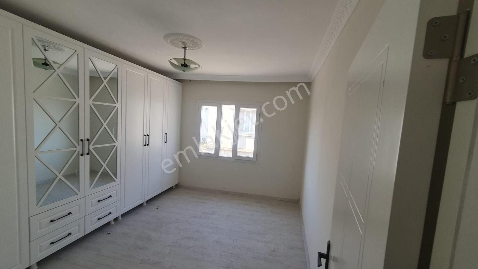 Kızılkaş Mah.de Satılık Eşyalı 2 Katlı 3+1 Müstakil Ev - Görsel 22