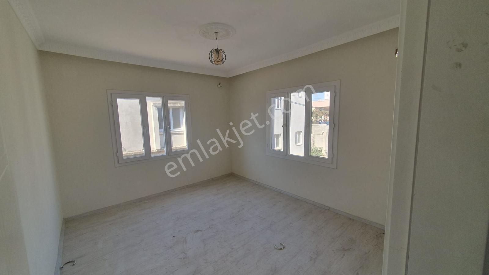 Kızılkaş Mah.de Satılık Eşyalı 2 Katlı 3+1 Müstakil Ev - Görsel 31