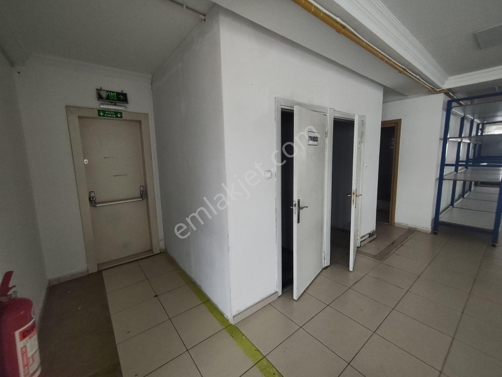 Enes Malik Toraman'dan Kliniğe Dershaneye Uygun 500m2 Plaza Katı - Görsel 8