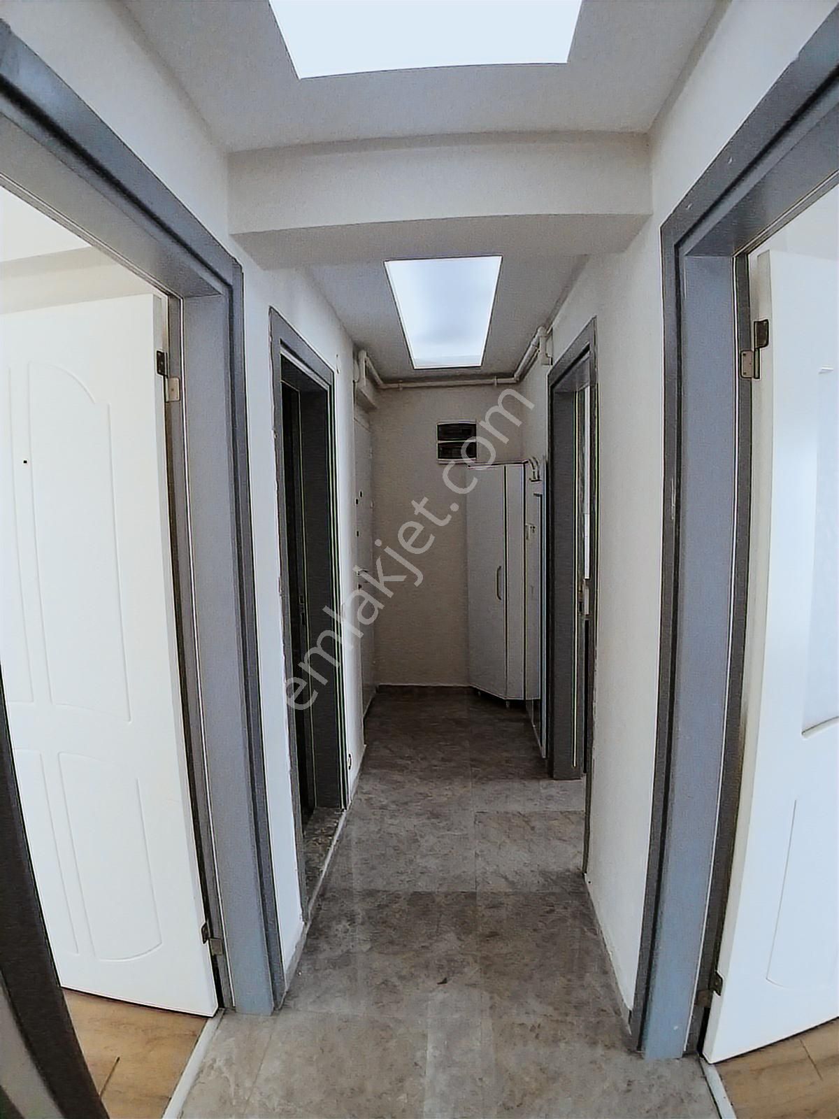 Buca Hürriyet Mah.//8yıllıkarakat//2+1ayrımutfaklı/izbana5dkmes. - Görsel 3