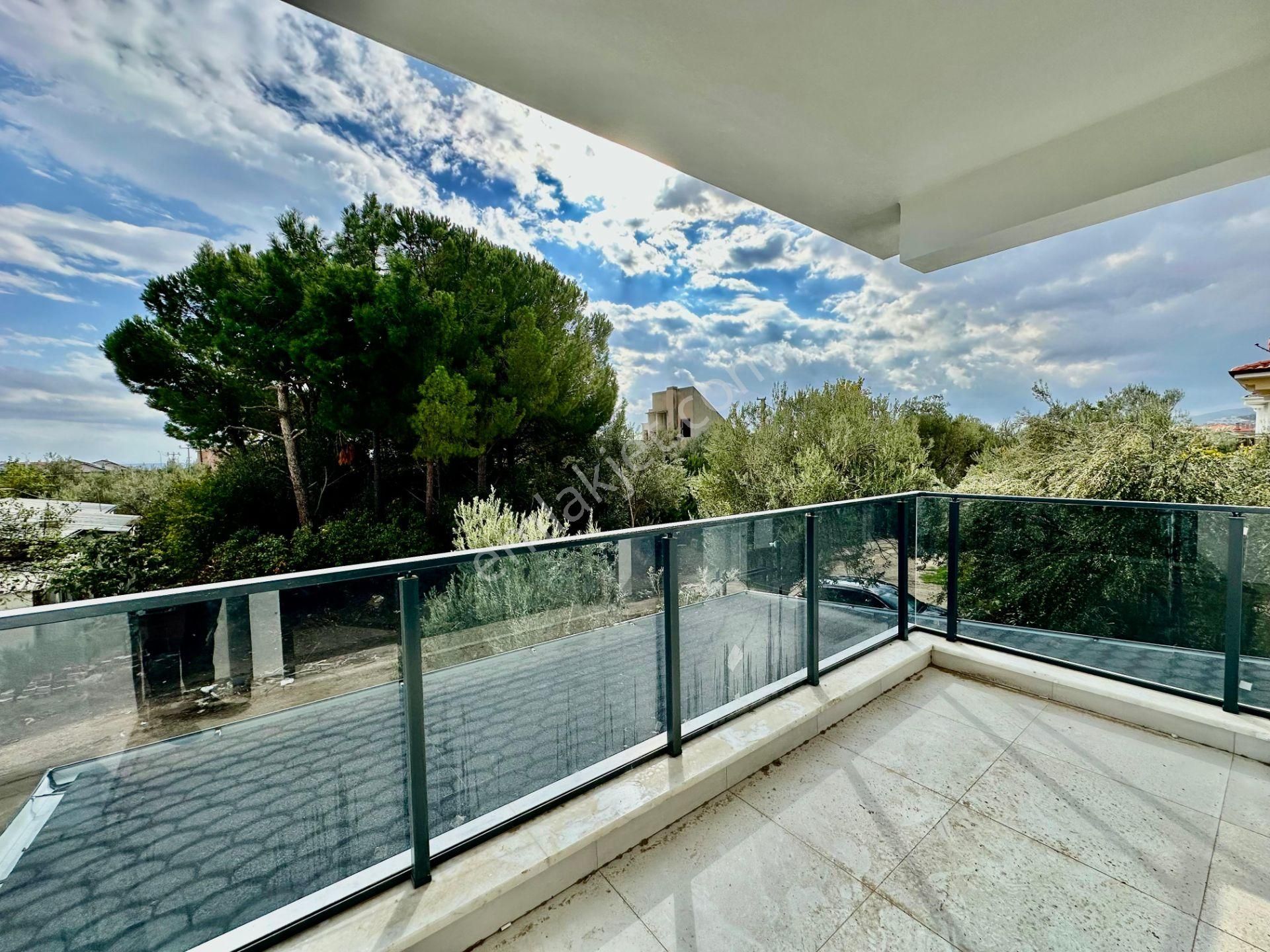 ꧁ay Emlaktan꧂küçükkuyu Mıhlı'da Butik Sitede Denize 300 M Deniz Gören Balkonlu Satılık 2+1 Daire - Görsel 15