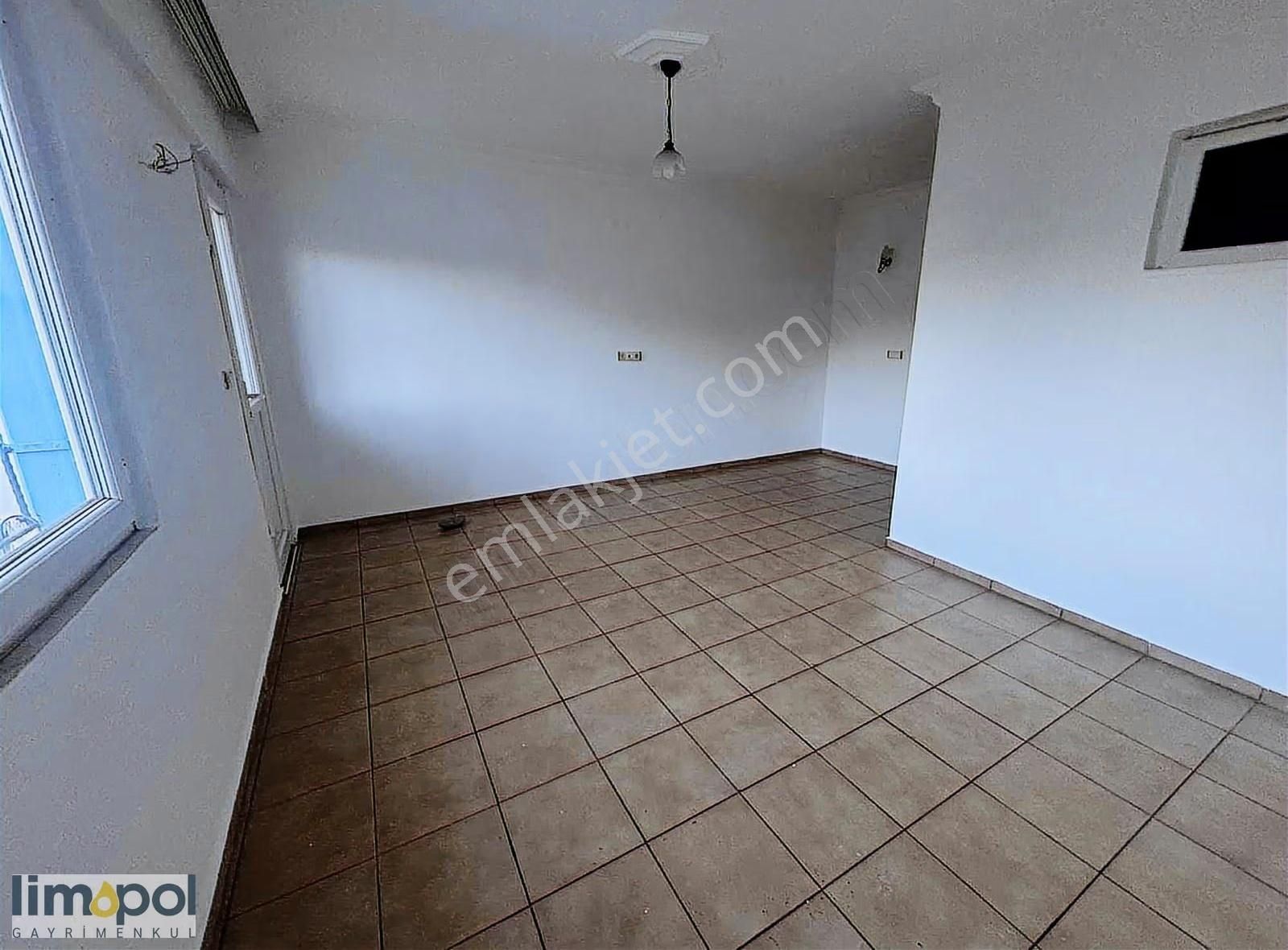 Limopol'den Kiralık 2+1 Daire - Görsel 15