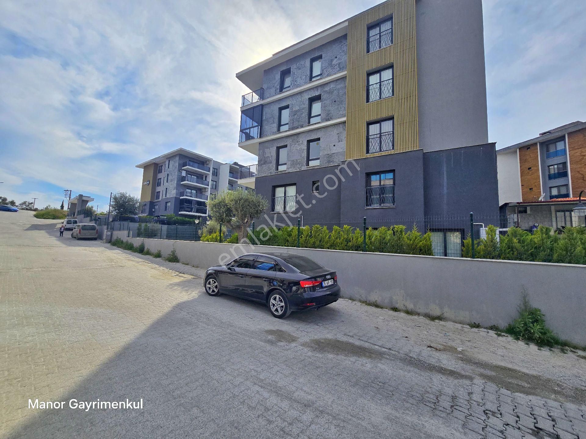 Kuşadasında 2+1 Eşyalı Havuzlu Sitede - Görsel 33