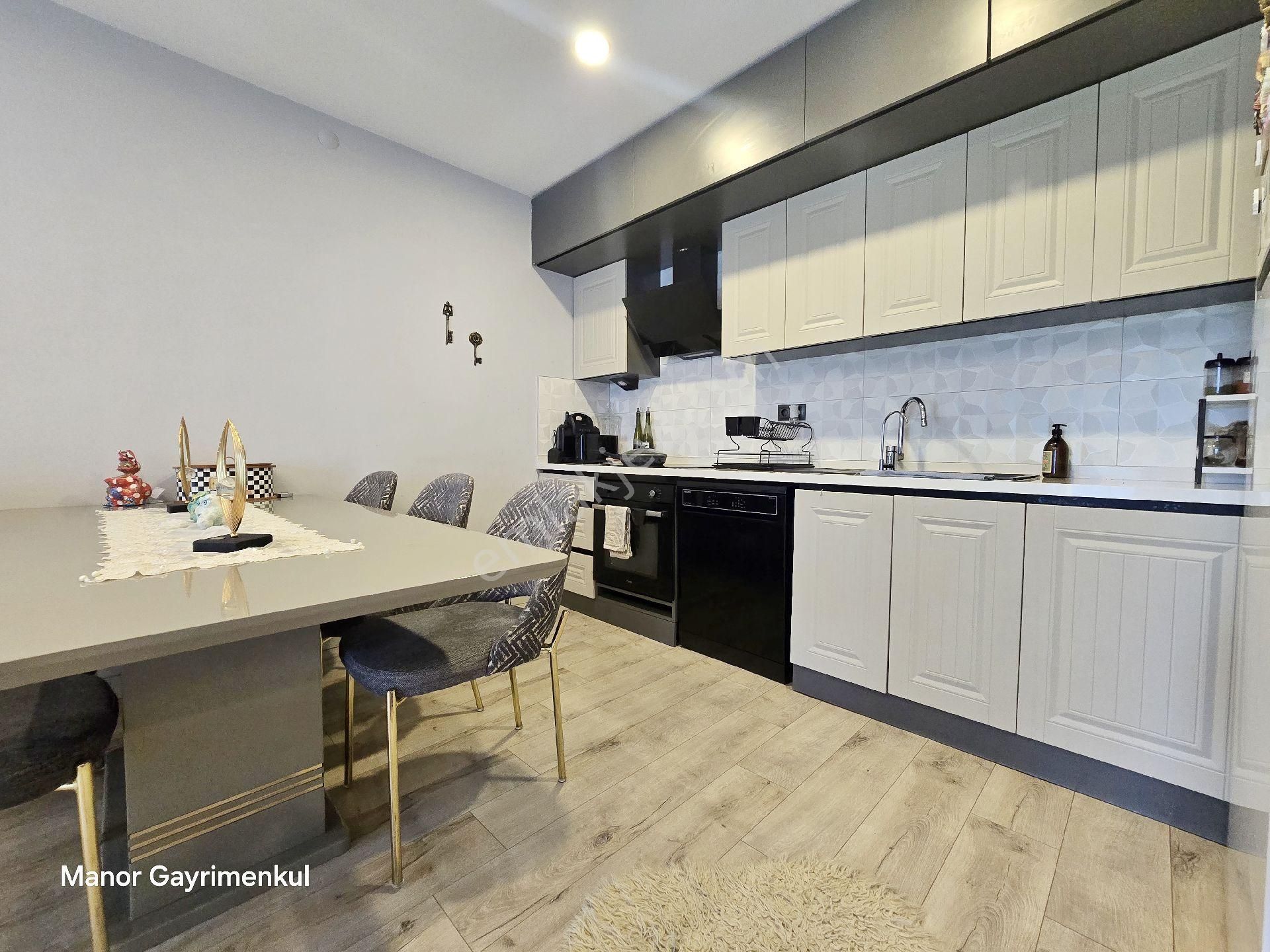 Kuşadasında 2+1 Eşyalı Havuzlu Sitede - Görsel 11