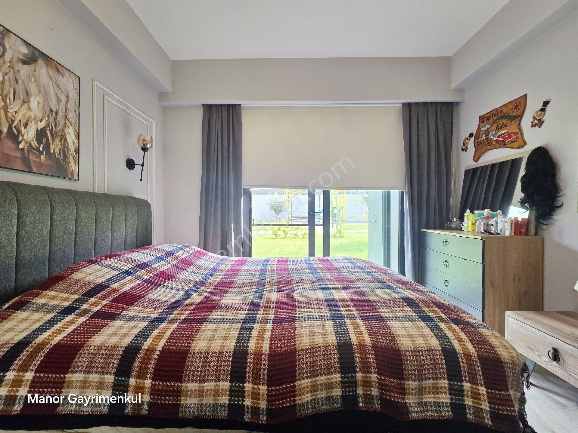 Kuşadasında 2+1 Eşyalı Havuzlu Sitede - Görsel 20