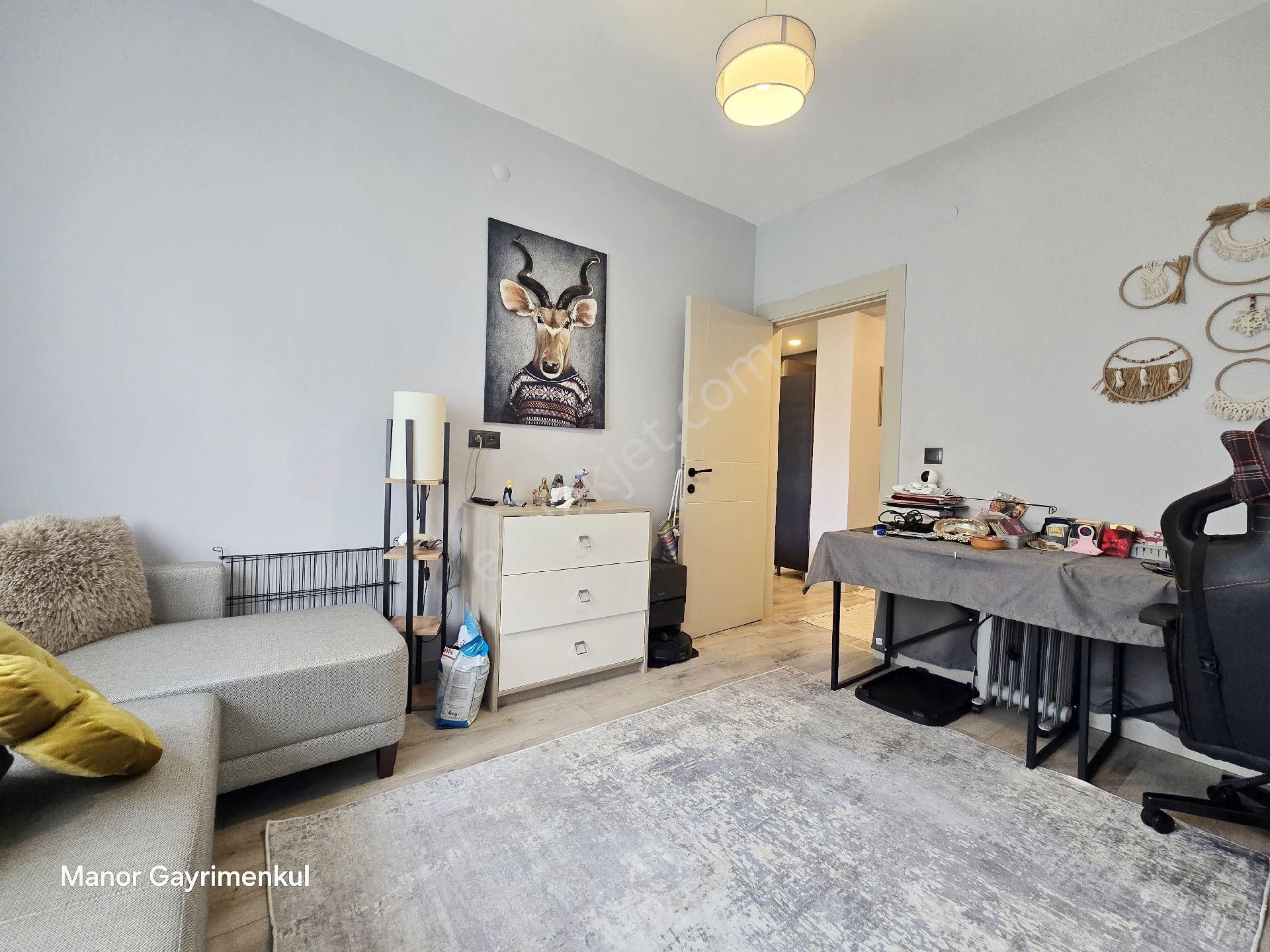 Kuşadasında 2+1 Eşyalı Havuzlu Sitede - Görsel 12