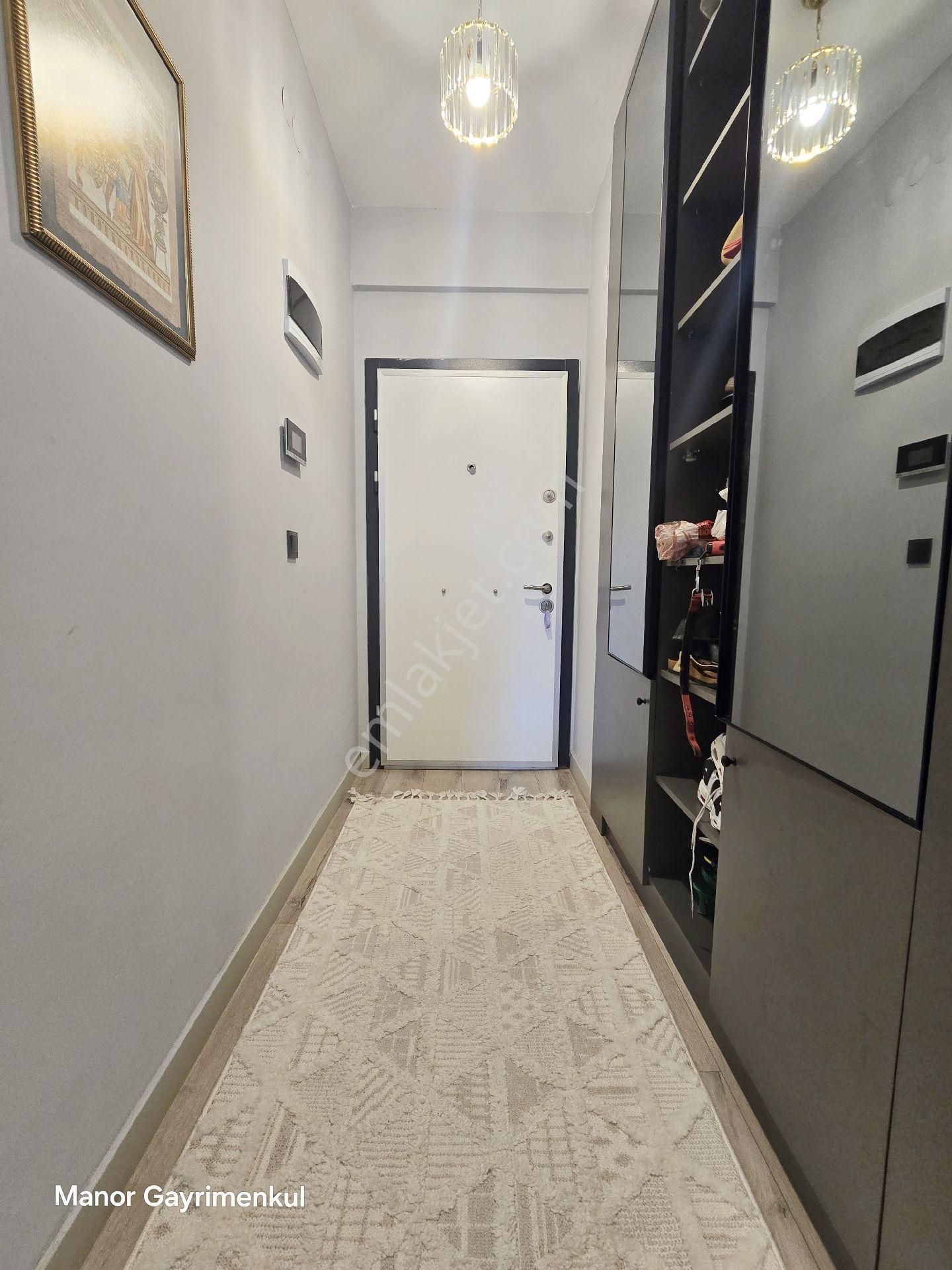 Kuşadasında 2+1 Eşyalı Havuzlu Sitede - Görsel 17