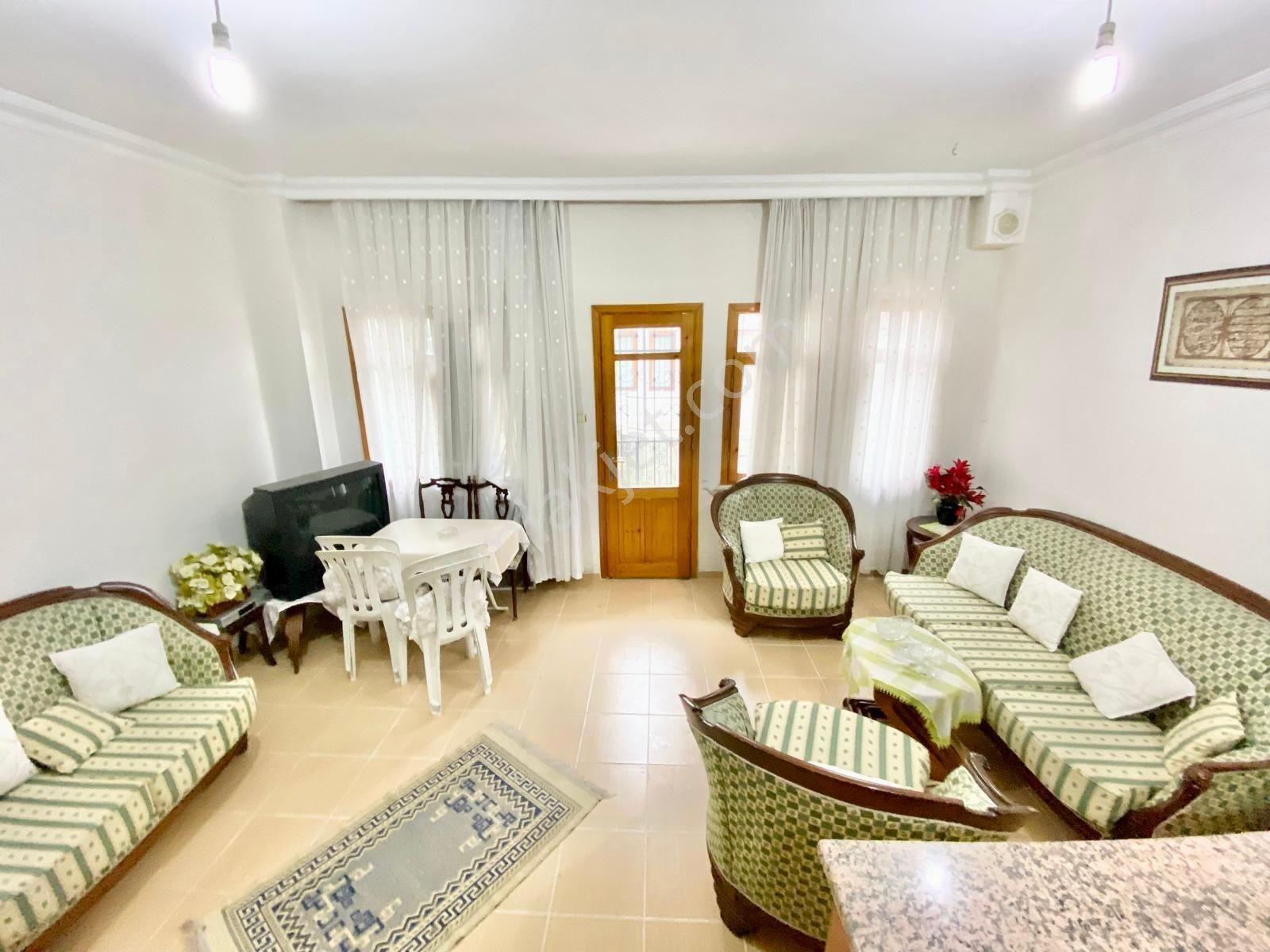꧁akçay Ay Emlaktan꧂güre'de Ön Cephe Geniş Teraslı Çift Mutfak Site İçerisinde Satılık 3+1villa - Görsel 19